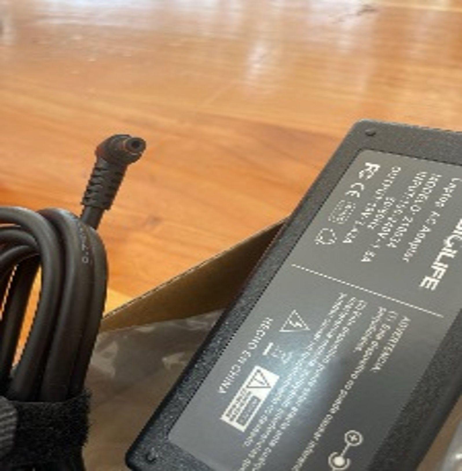 cargador notebook ACER 19V 3,4A 4,0*1,35   65W-1