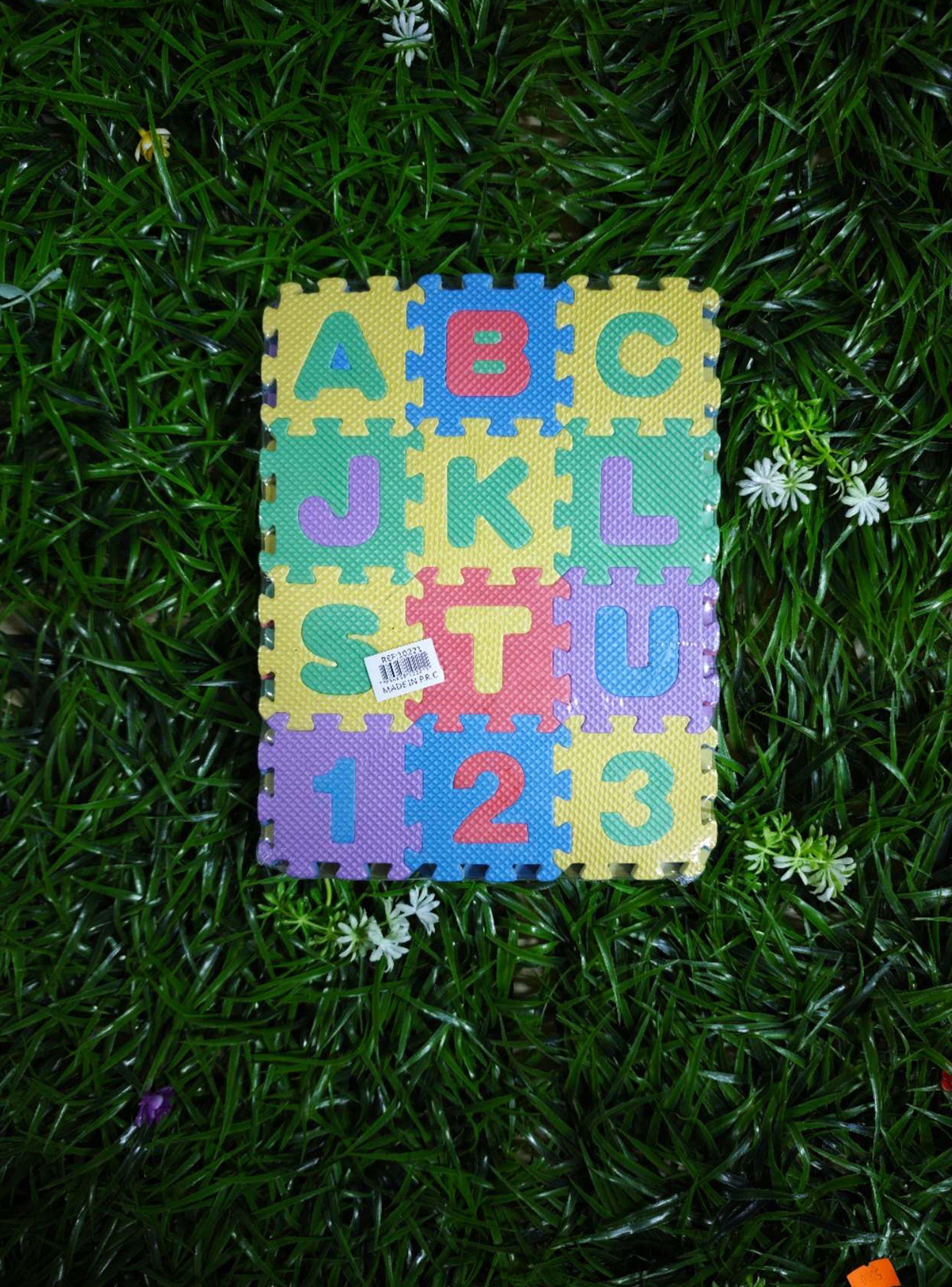 Alfombra Goma EVA Set 36 Cuadros con Dibujos Desmontables 7x7cm Bebés Niños-0