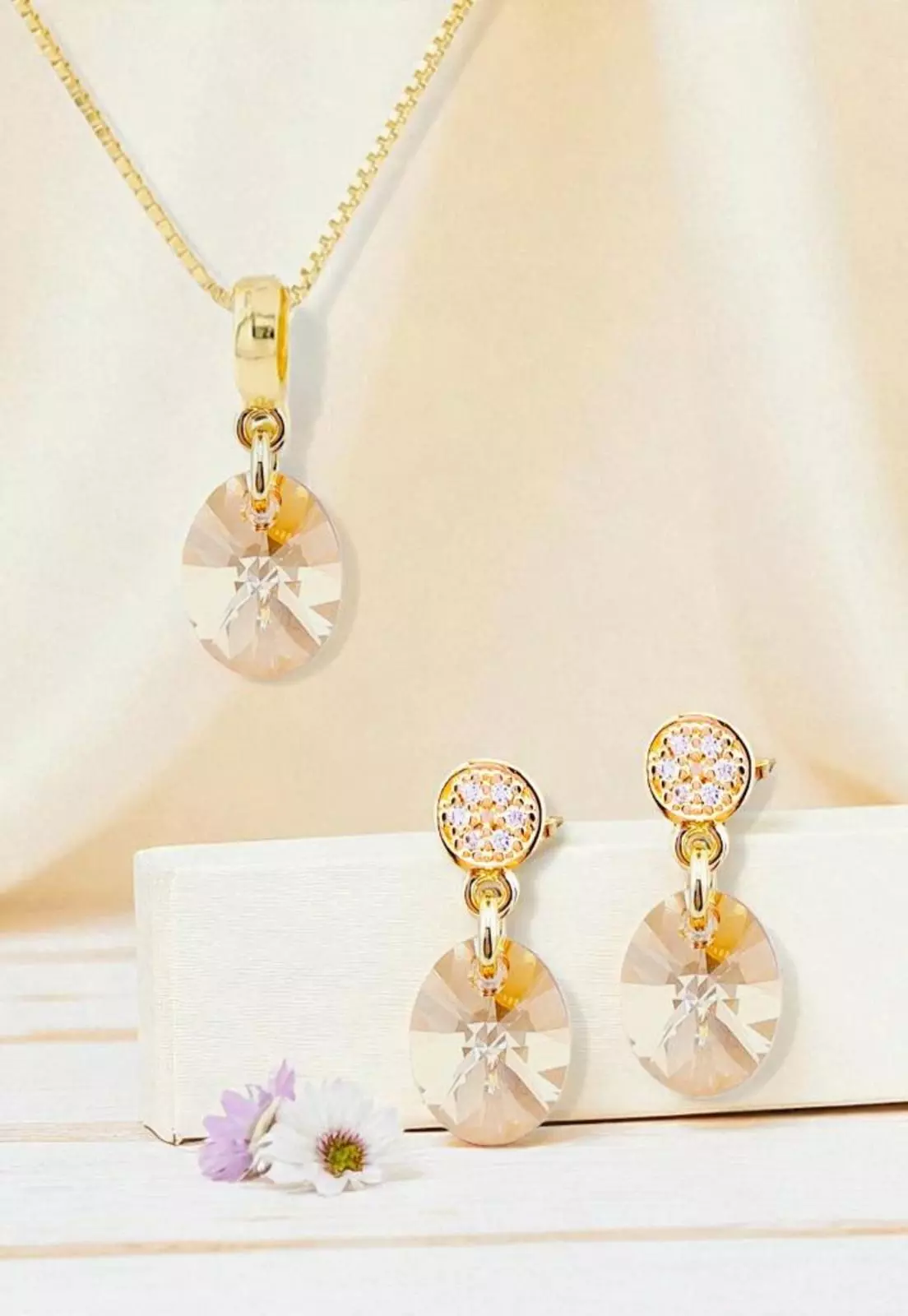 Conjunto Praga Gold 24K Cristal Swarovski® Golden Shadow-2
