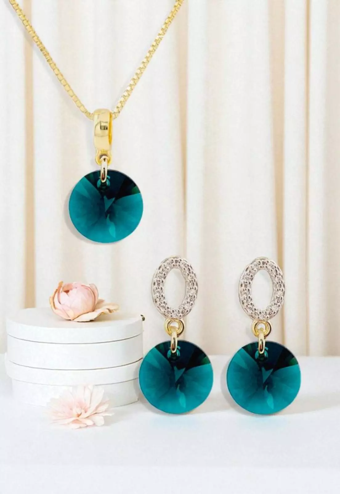 Conjunto Madrid Gold 24K Cristal Swarovski® Emerald-1