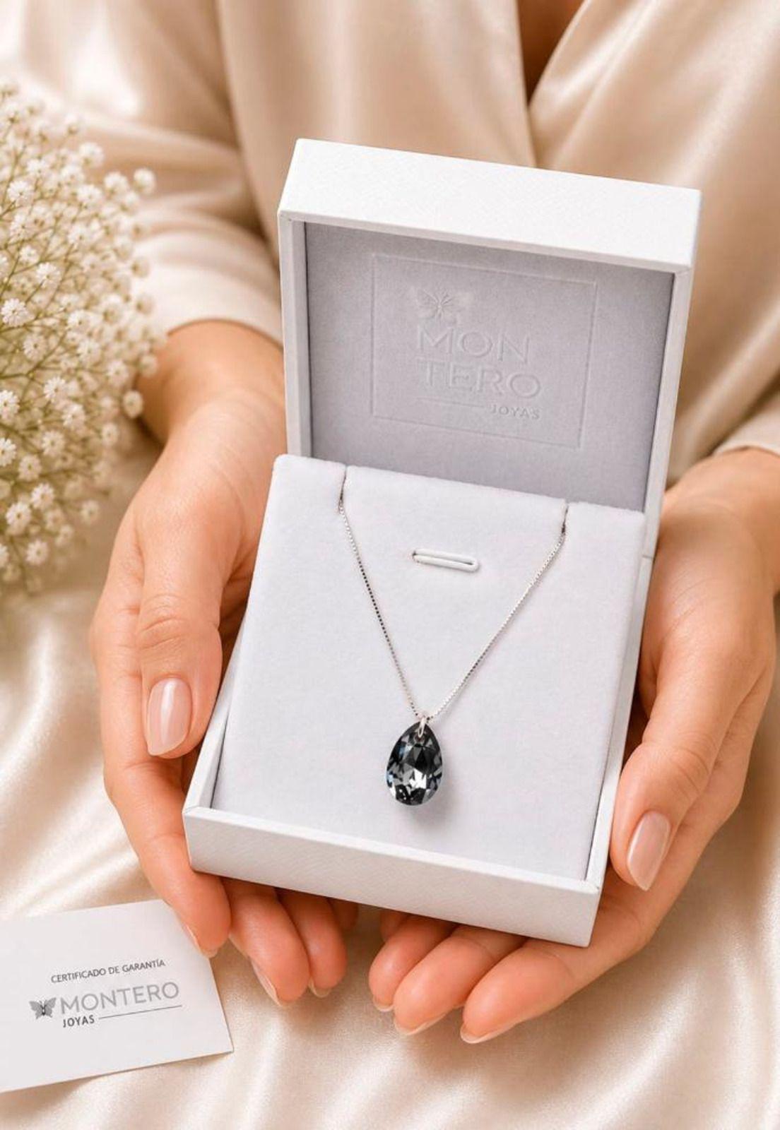 Collar Gota de Luz Plata 925 Cristal Swarovski® Silver Night-5