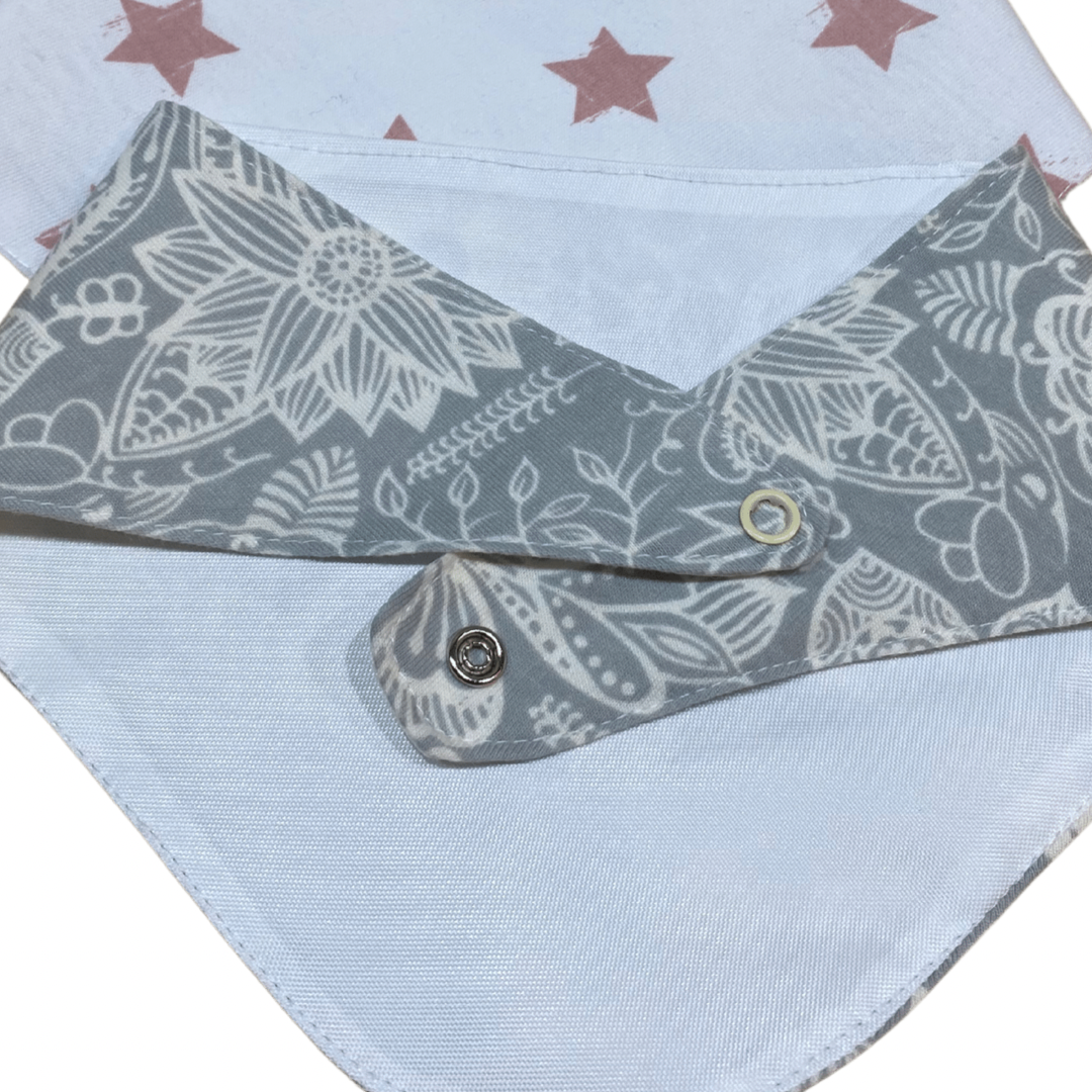 Set De Tres Baberos Bandana Rosa-2