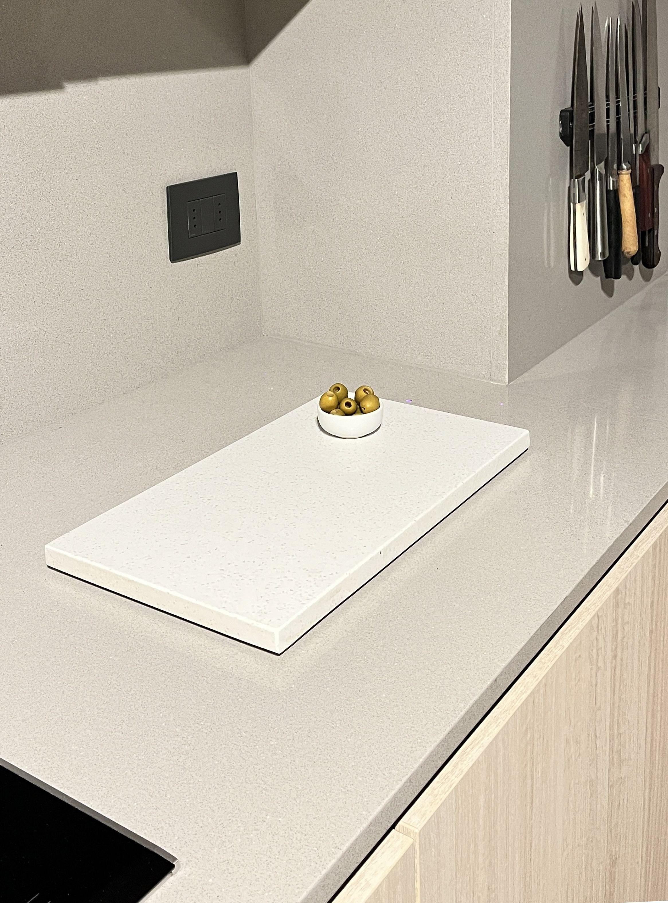 Tabla Aperitivo Cuarzo Blanco Cristal 40x23 cm.-3