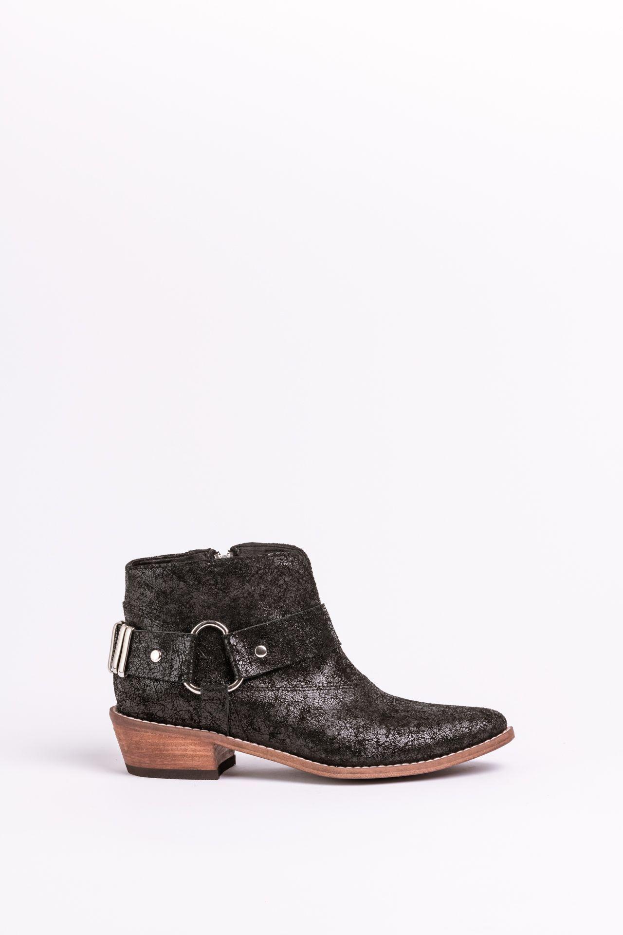 BOTA CUERO SOFI MARTIRE TEXANA KAROL NEGRO-1