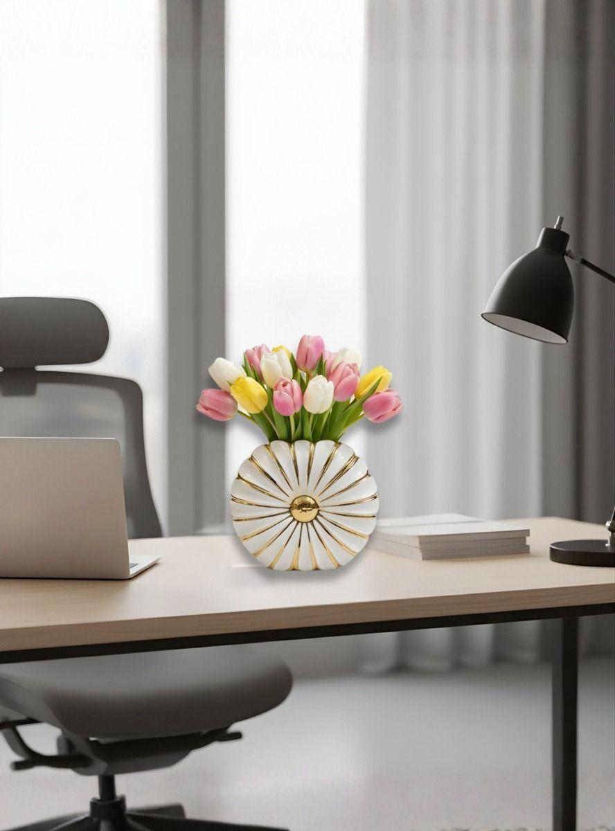 Florero Decorativo Elegante Detalle Ornamental Contraste Jhn-7