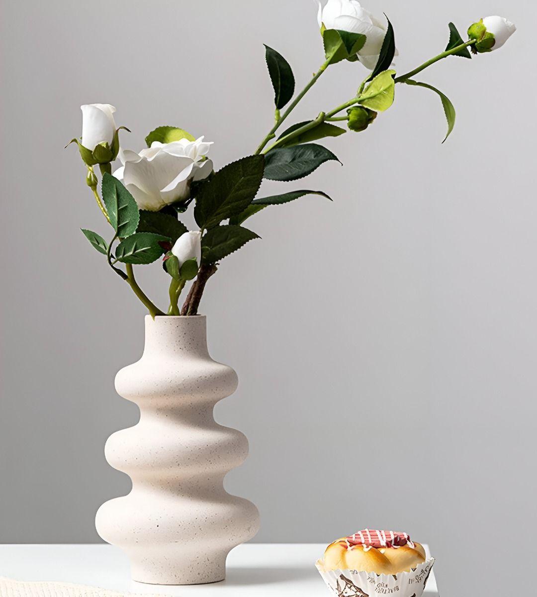 Jarrón Ondulado Moderno Flores Minimalista 21cm Jhn-7