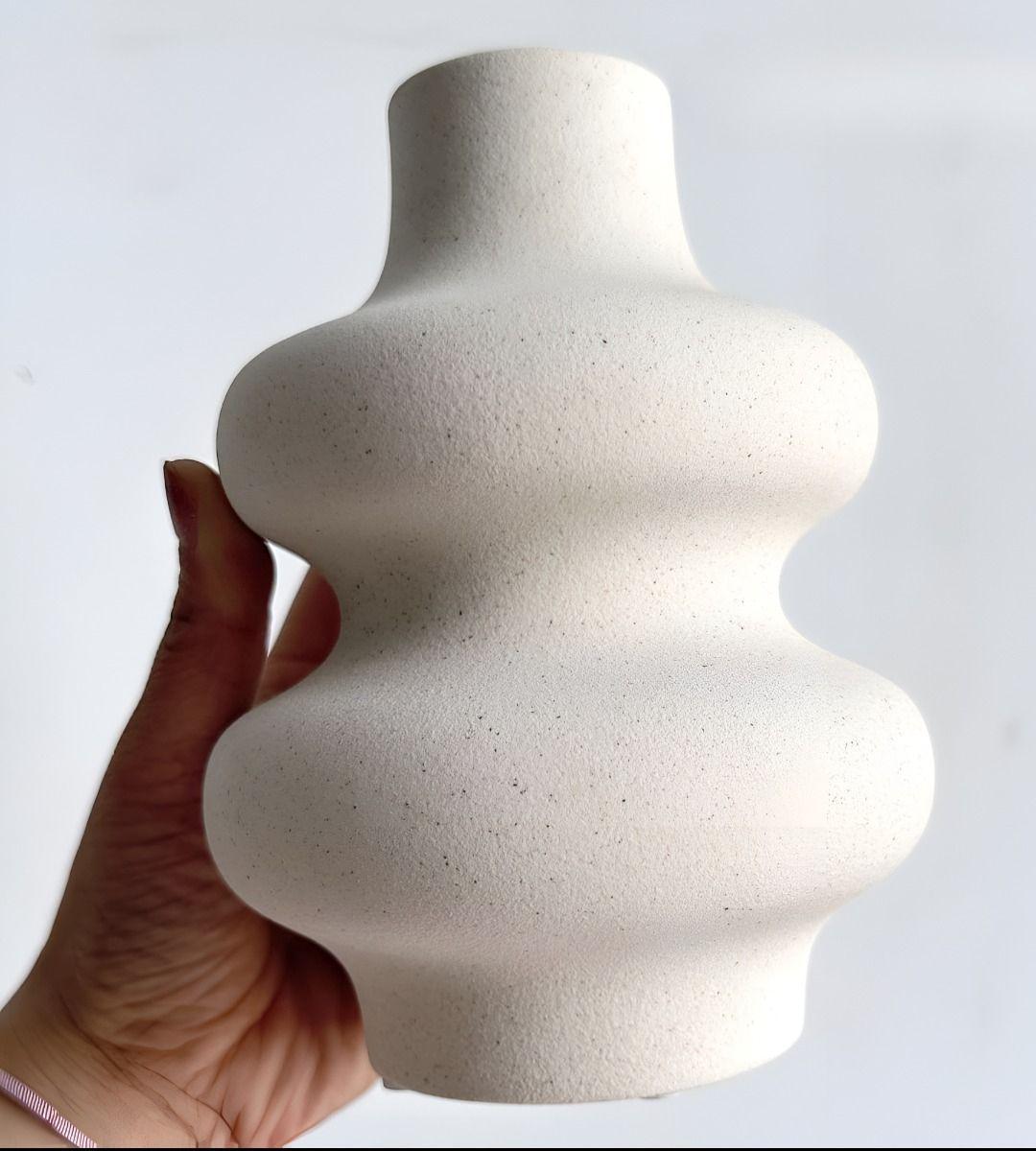 Jarrón Ondulado Moderno Flores Minimalista 15cm Jhn-2