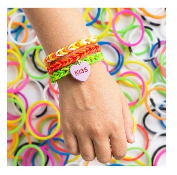 Set de gomas para pulseras de neon y con colgantes deTOPModel-4