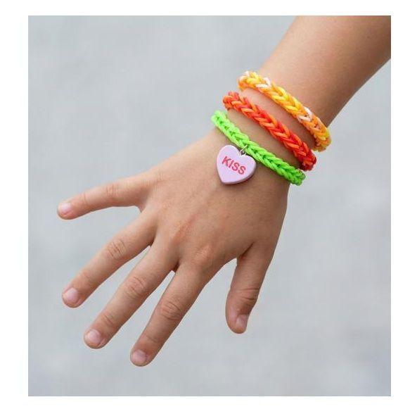 Set de gomas para pulseras de neon y con colgantes deTOPModel-5