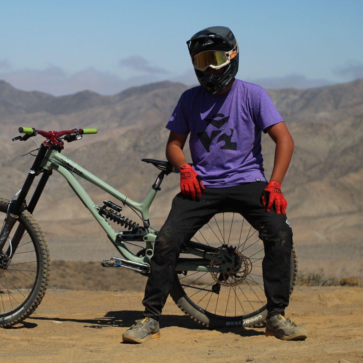 Polera Vívela LIFESTYLE Morado Uno -3