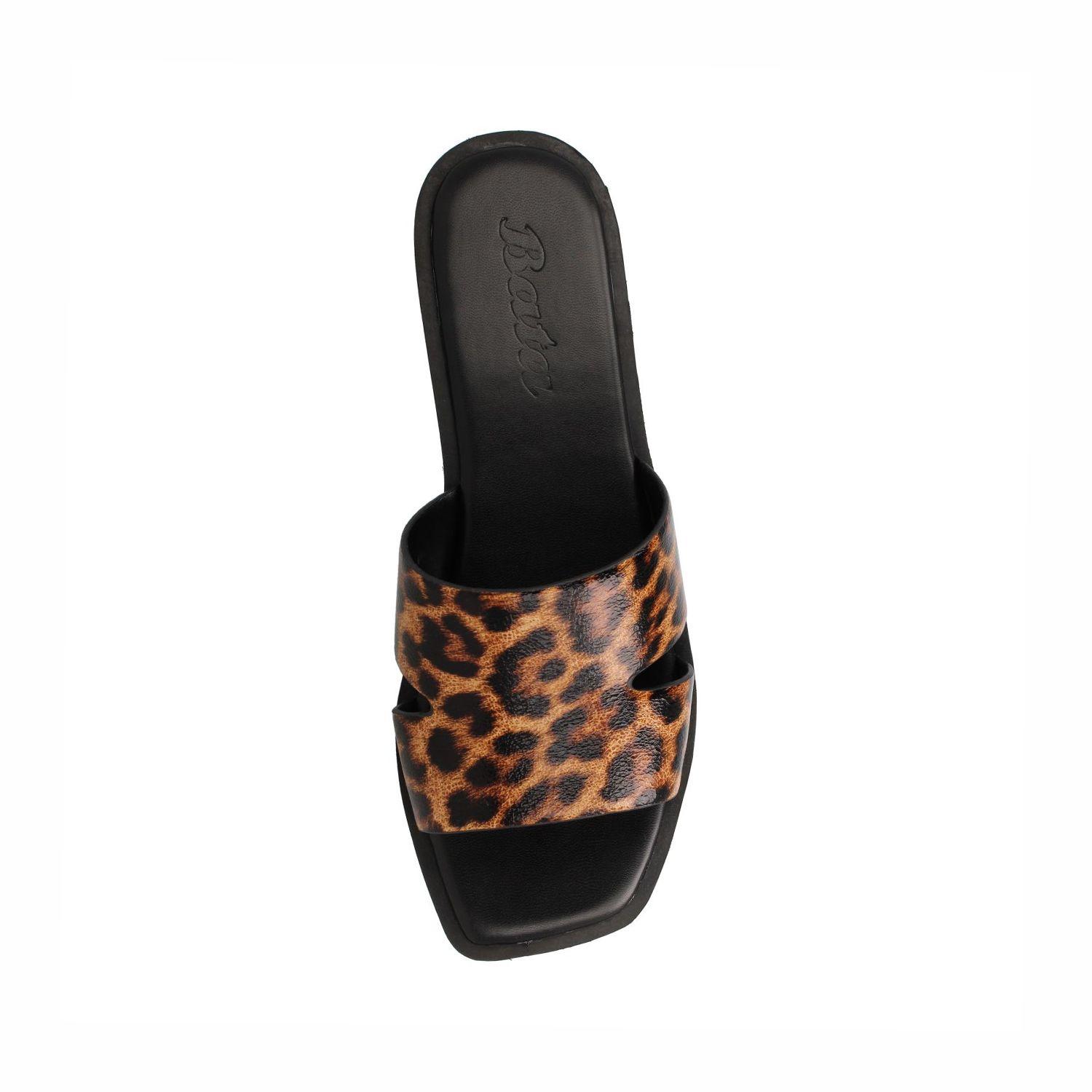 Sandalia Mujer Bata Odilia-3