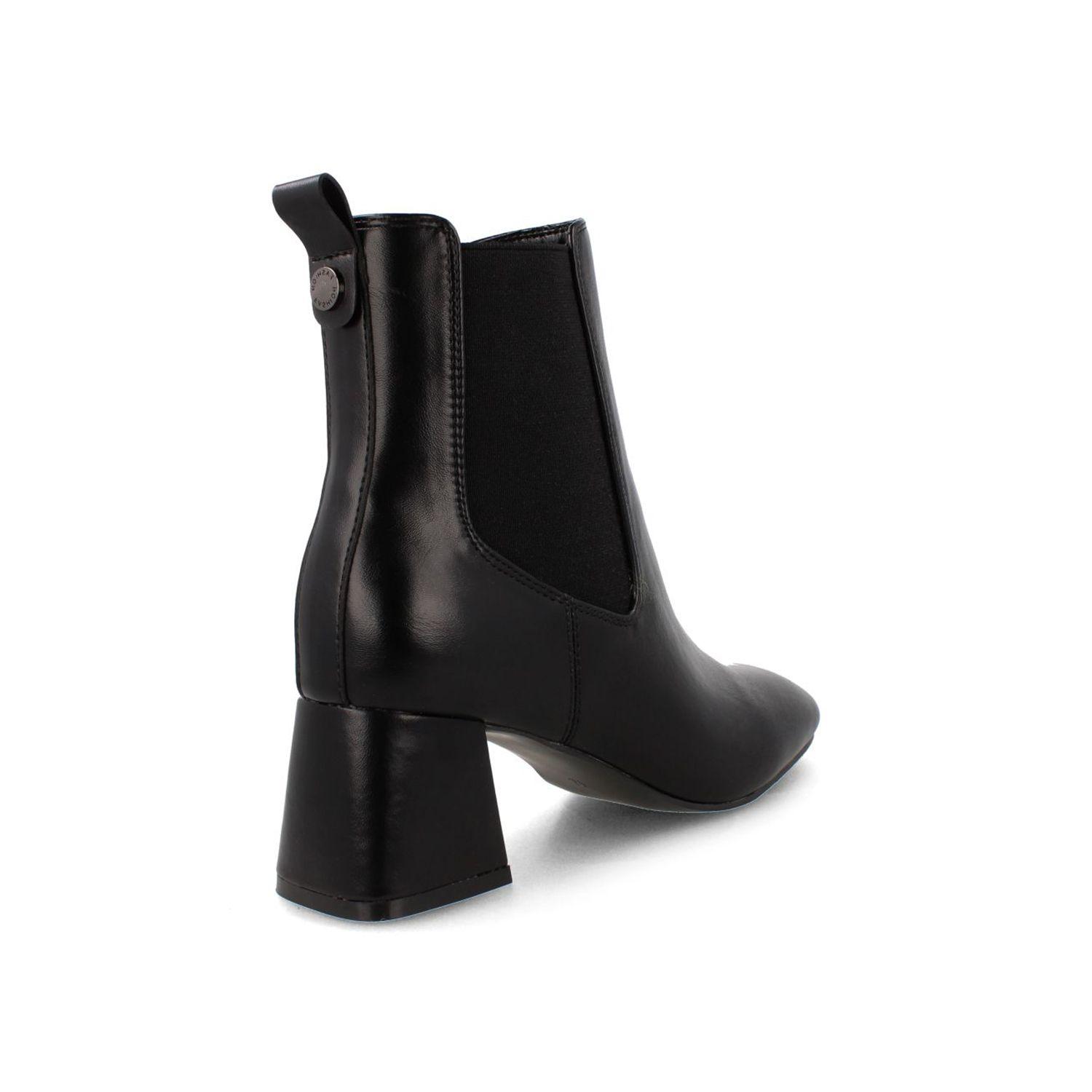 Botín Mujer Bata Omana Negro-2