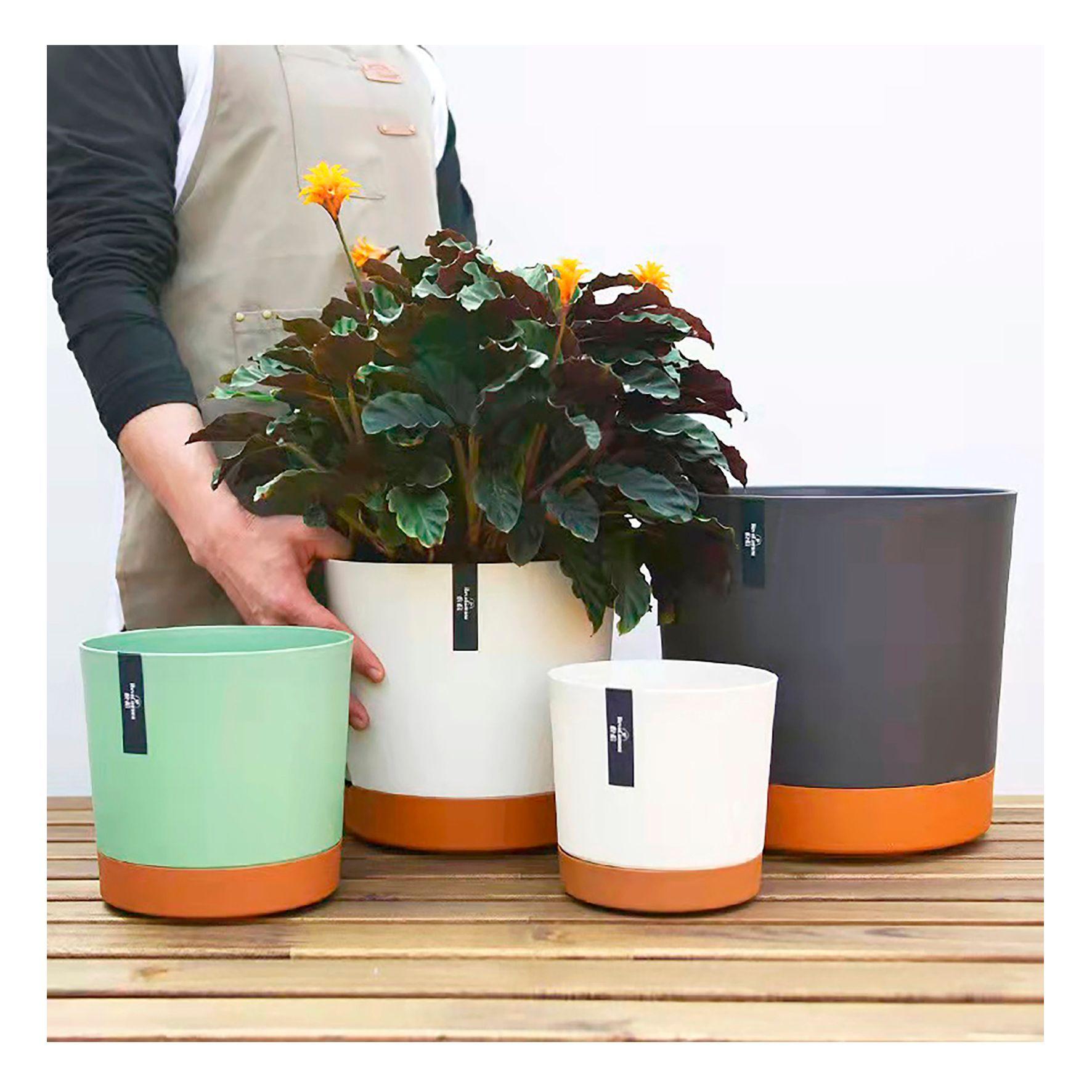 Macetero con Bandeja Extraíble y Drenaje Reflexivo 25x23 cms Negro-4