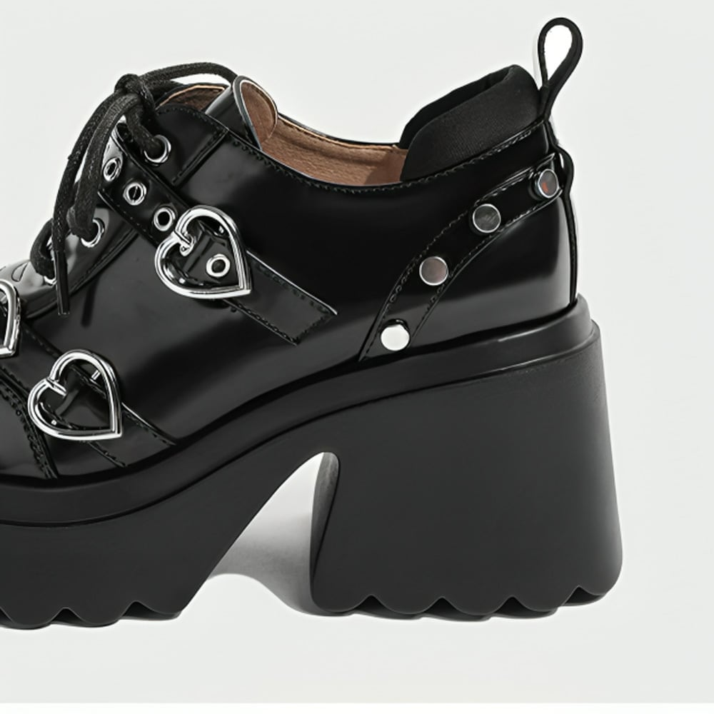 Botin Zapato Plataforma Charol Negro Hebillas Corazon Chunky Sole Gotico-3