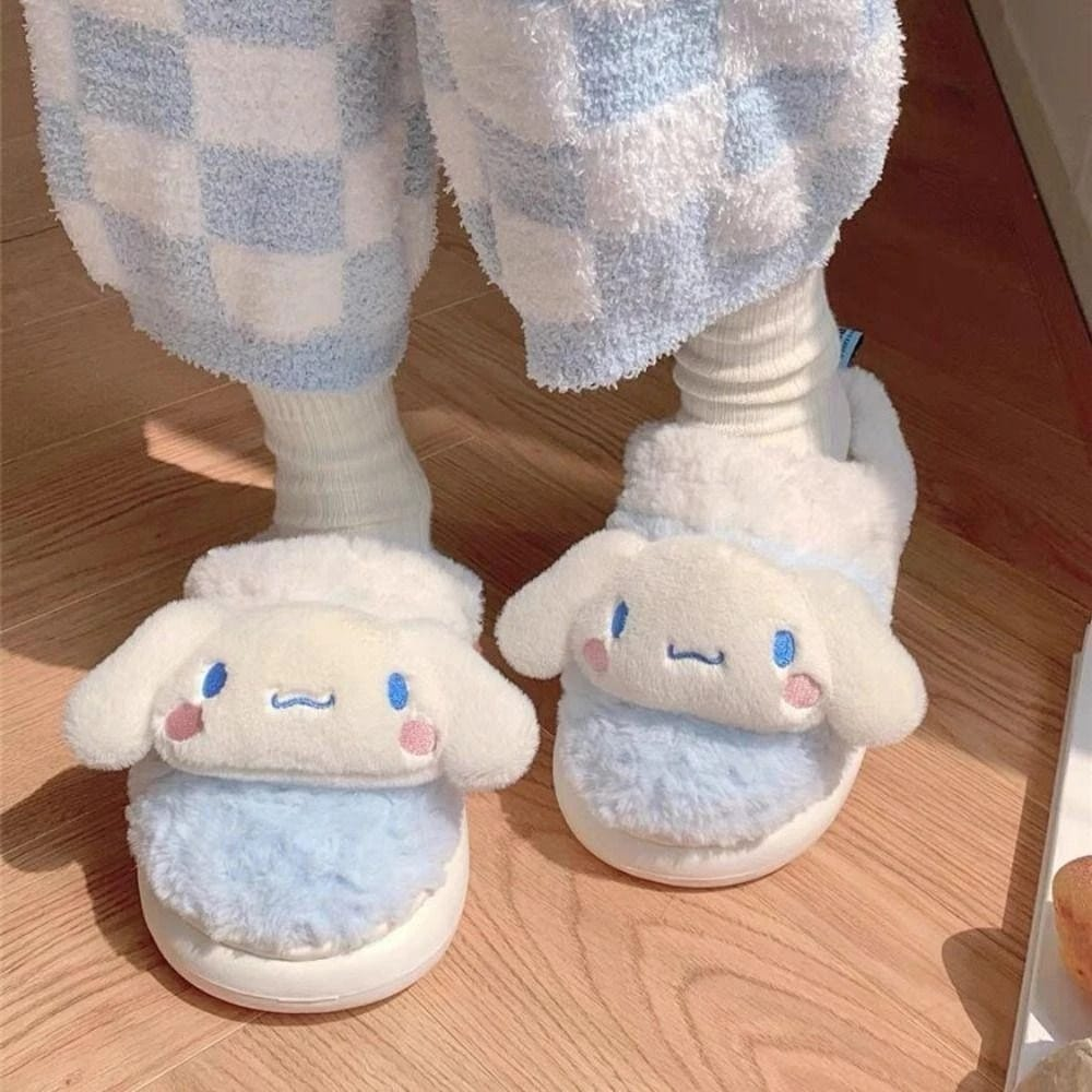 Pantuflas Hello Kitty Peluche Invierno Sanrio Suaves Antideslizantes-3