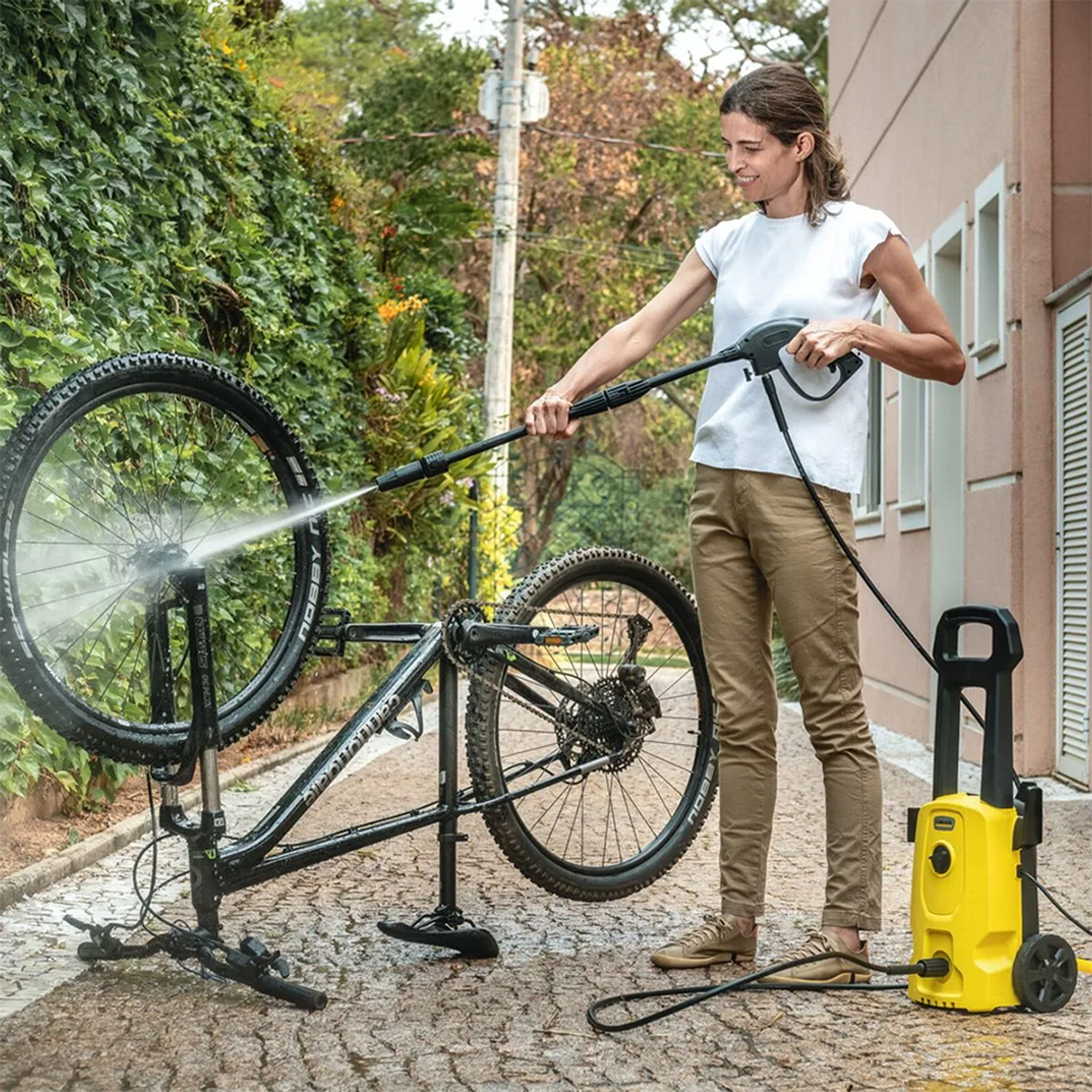 Hidrolavadora Karcher Wash Jet - 1.200 Watts-3