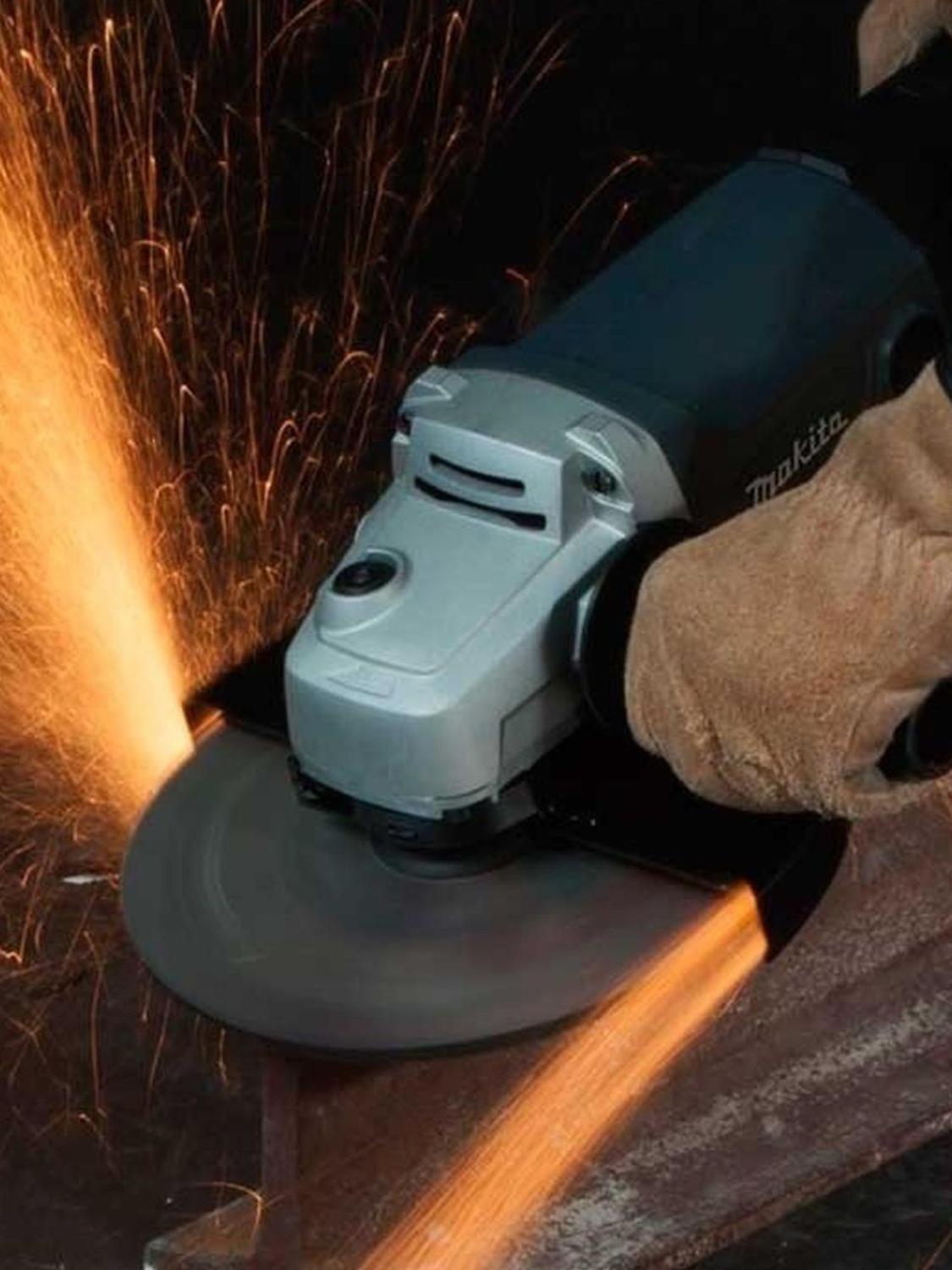 Esmeril Angular 180mm (7'') 2200w Makita M0920b-2