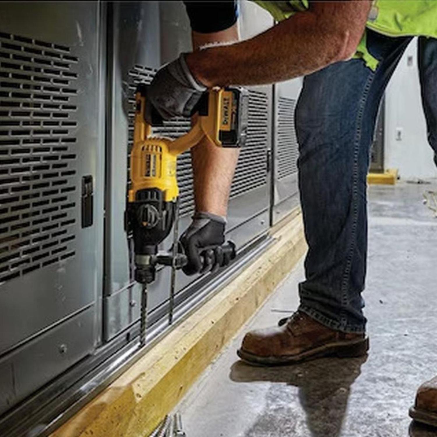 Rotomartillo 20v + 2 Baterías + Cargador Dewalt Dch133m2-b2-7