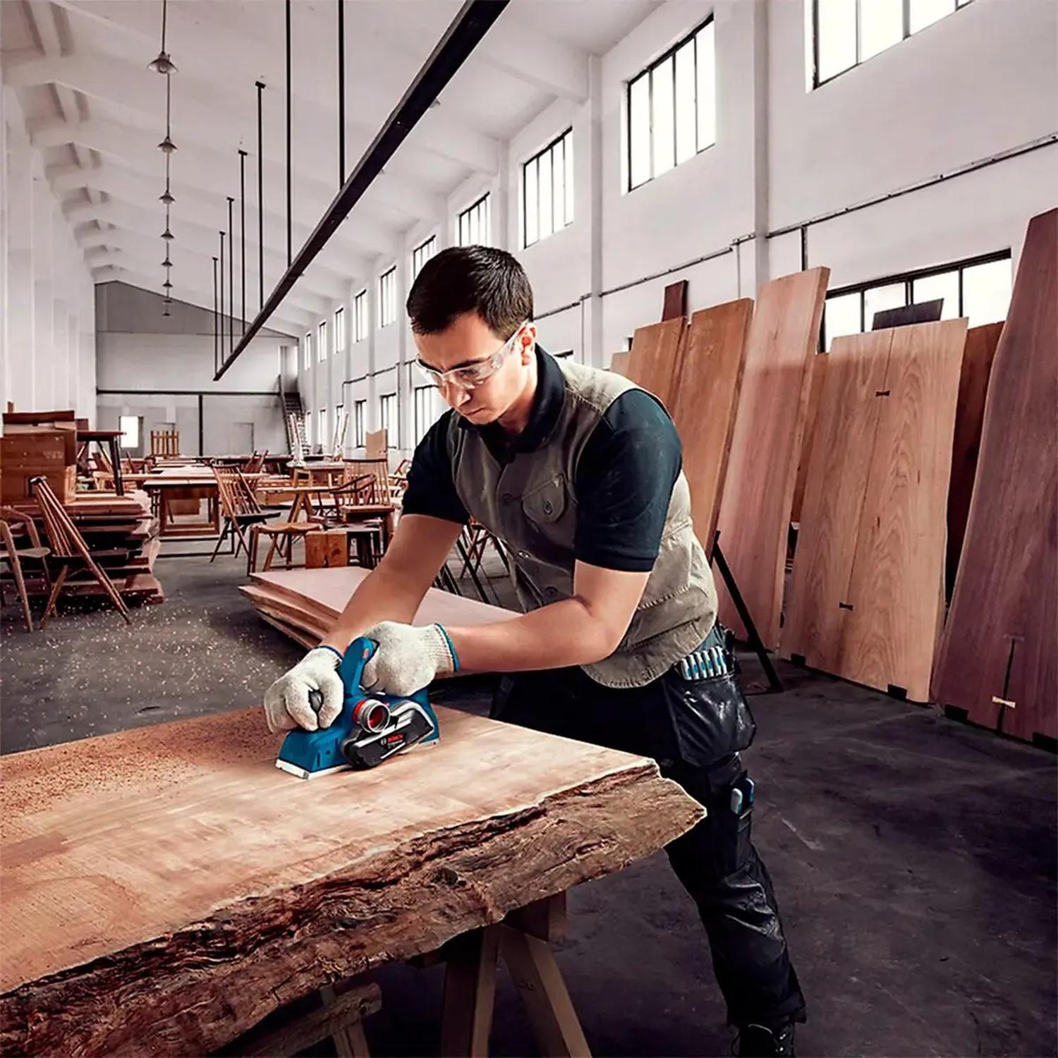 Cepillo Eléctrico Bosch Gho 700 Professional-3