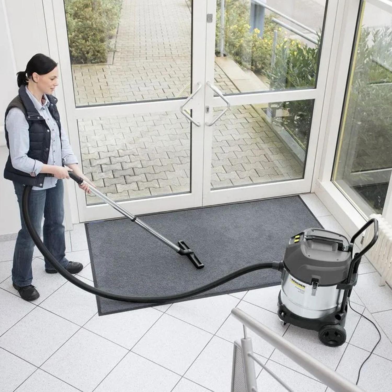 Aspiradora Profesional Karcher NT 50/2 Agua y Polvo-3