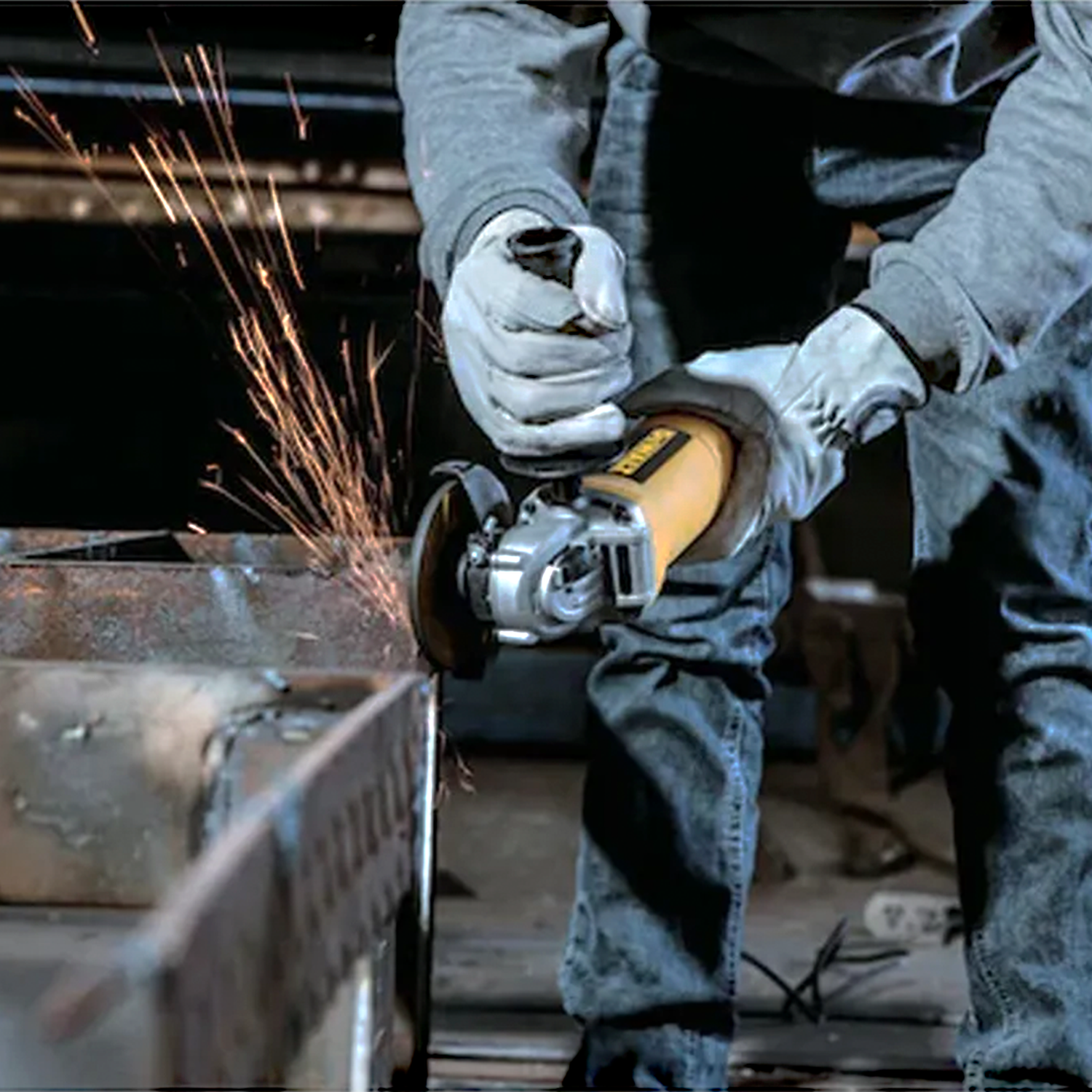 Esmeril Angular 4 1/2" Dewalt DWE750-3