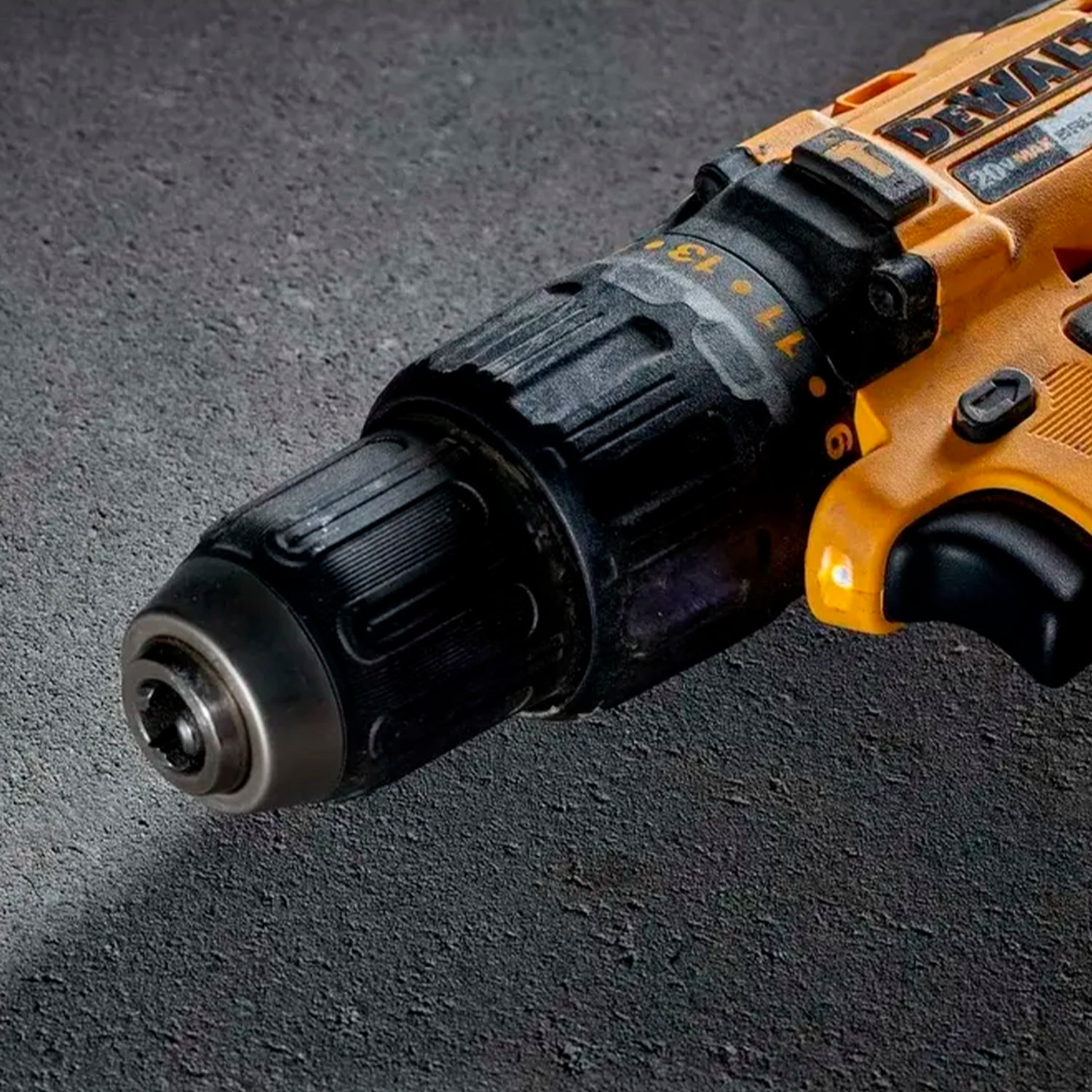 Taladro Percutor 1/2 20v Brushless Dewalt DCD7781B-4