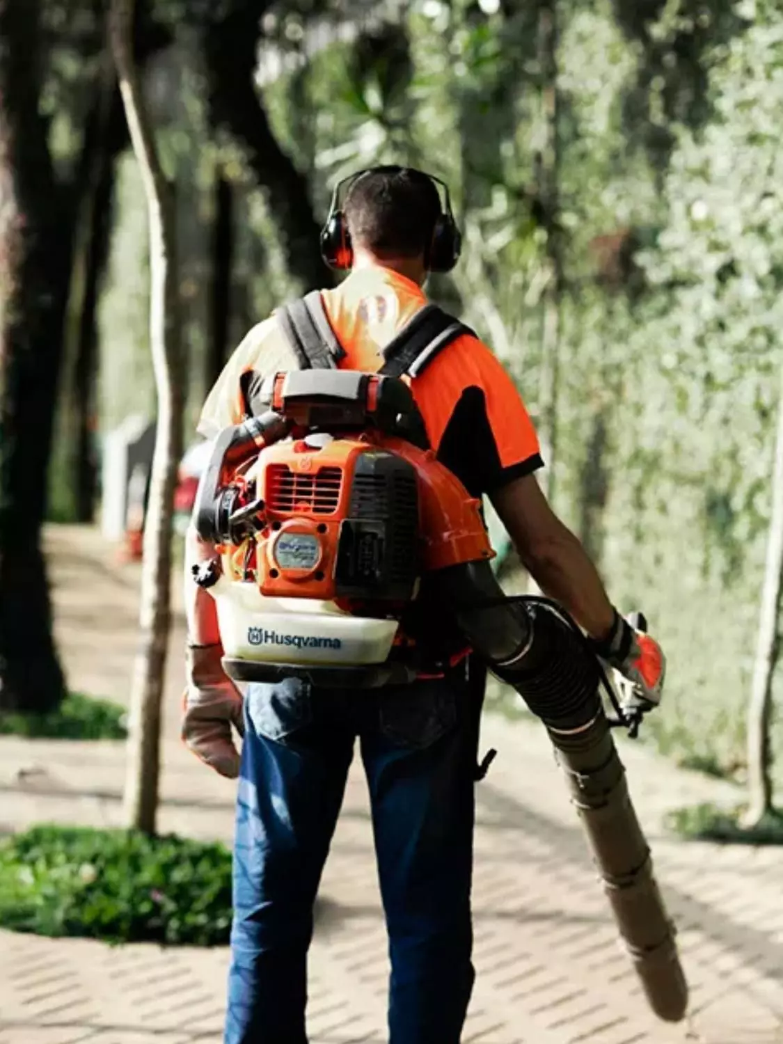 Soplador de Espalda a Gasolina Husqvarna 570BTS - 65.6 cc-2