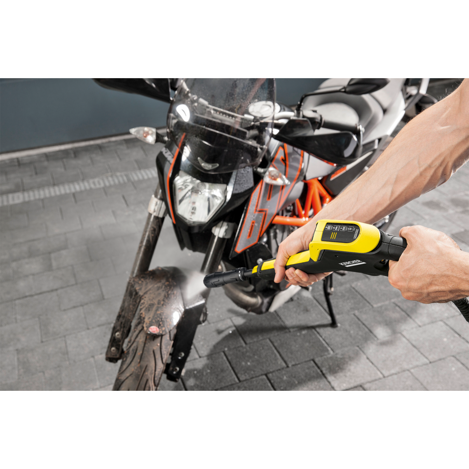 Hidrolavadora Karcher K4 Power Control - 130 Bar-3