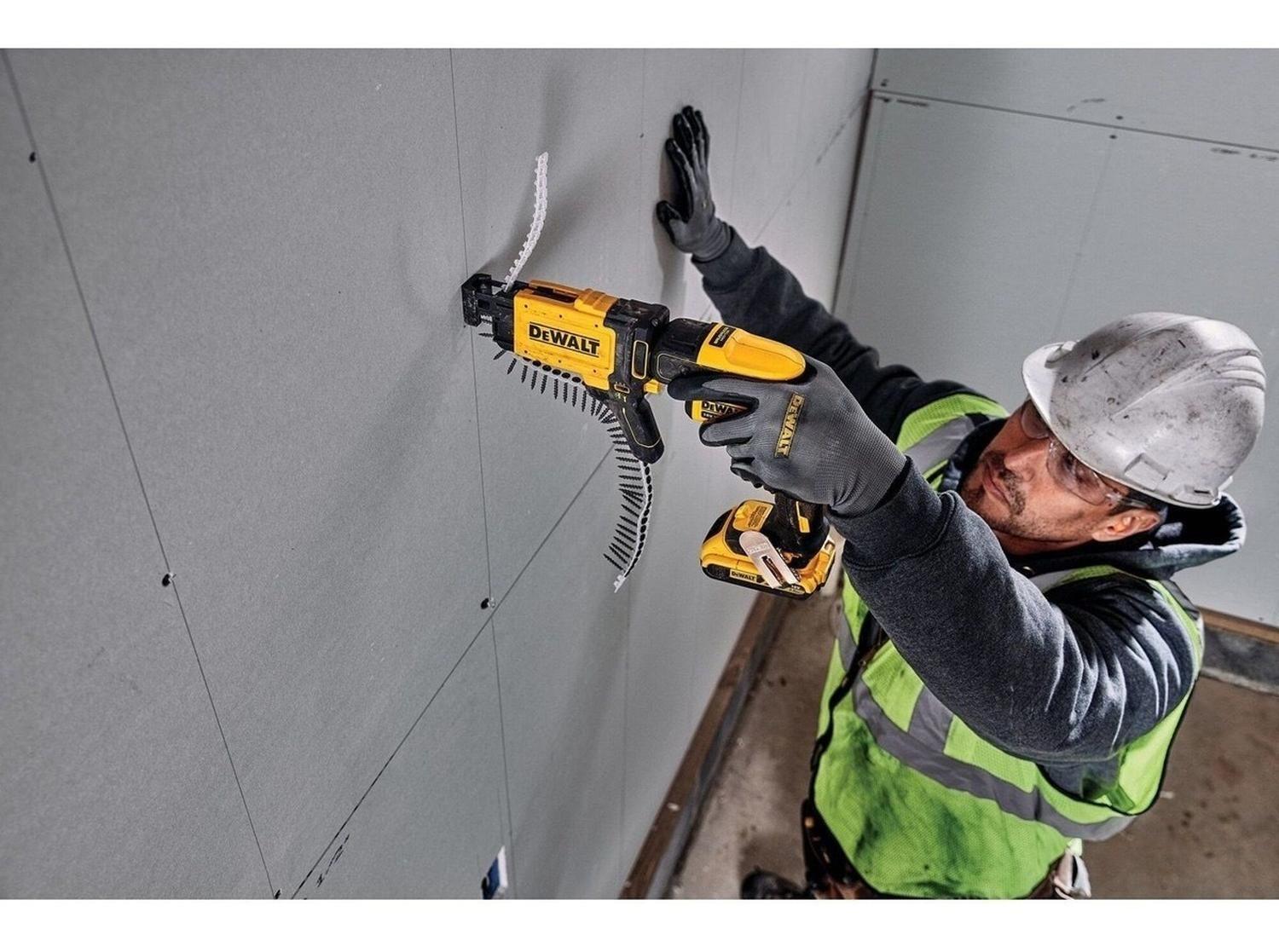 Cargador Rápido Para Tornillos En Cinta Dewalt Dcf6202-5