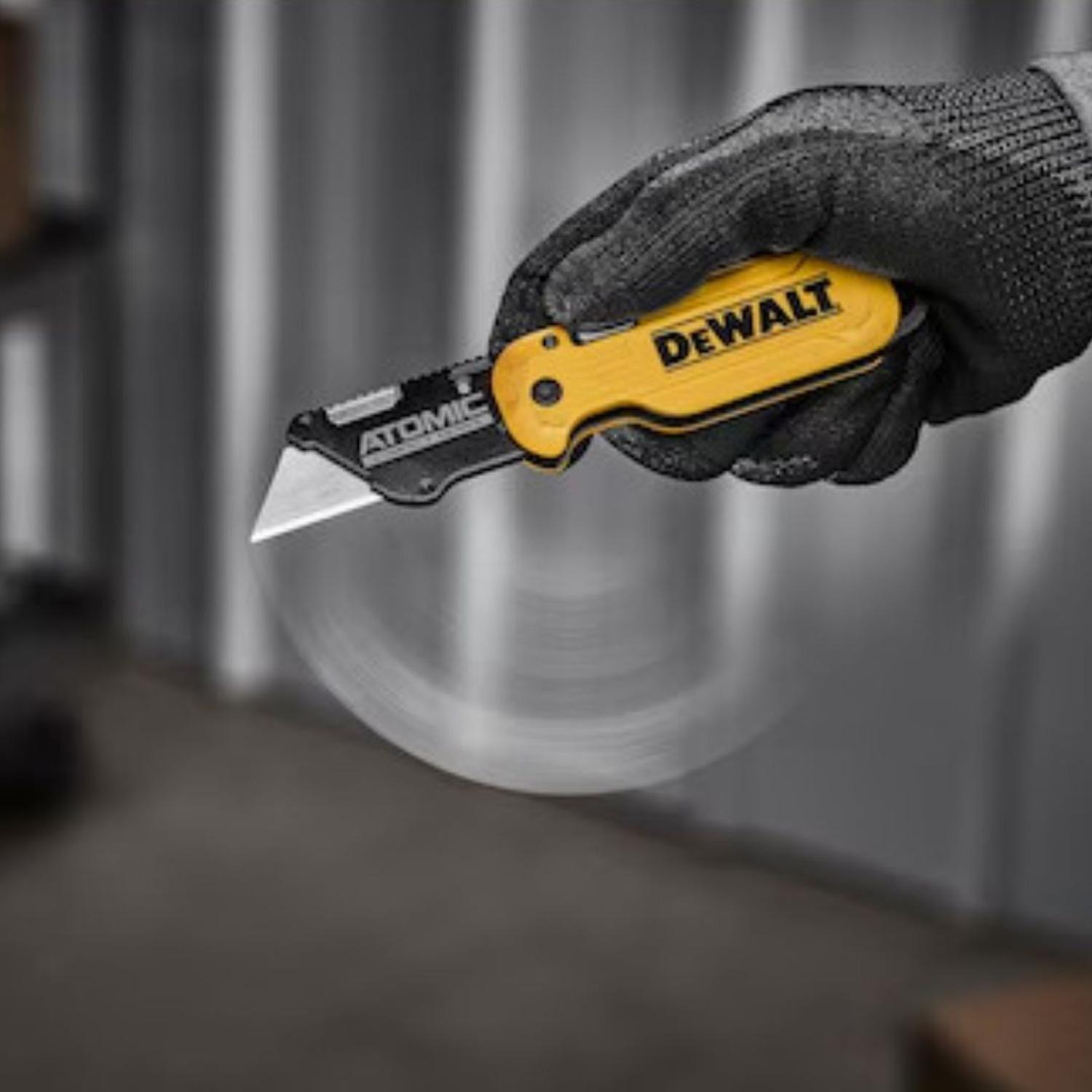 Cuchillo Cartonero Plegable Atomic Dewalt DWHT10990-5
