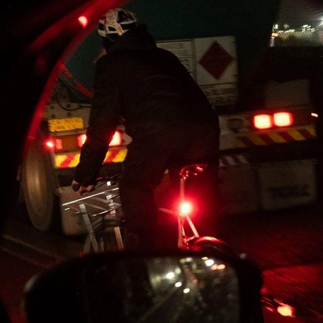 Luz Trasera Para Bicicleta Blinder X Rear Knog-4