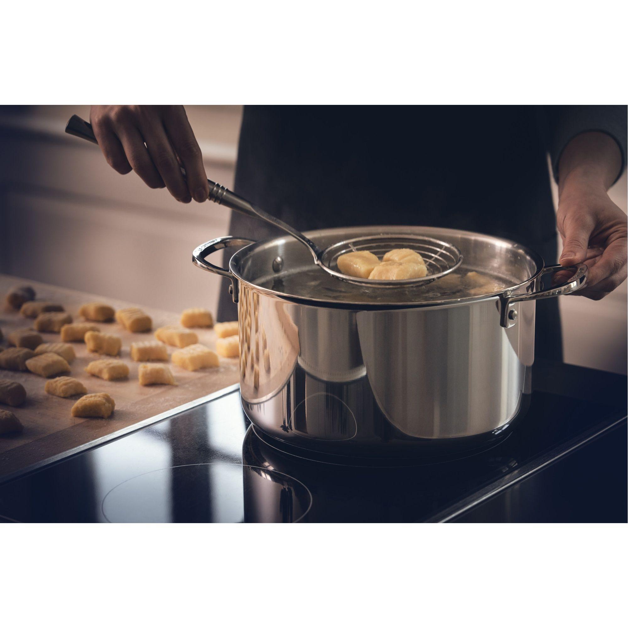 Le Creuset 3-Ply Cocotte 24Cm-2