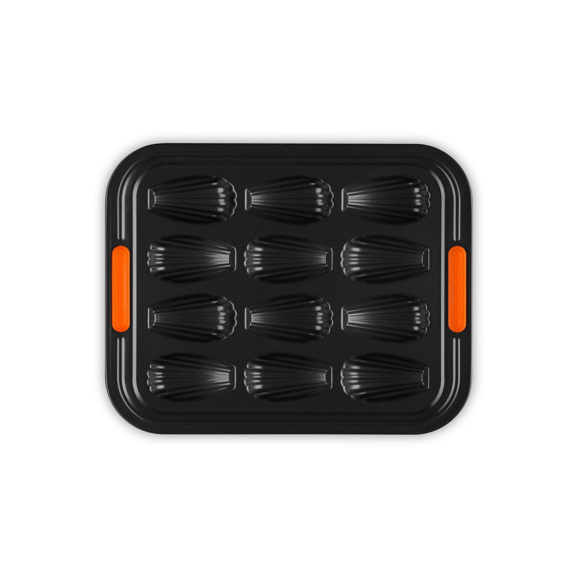 Le Creuset Molde para Hornear 12 Pcs Madeleine PF-2