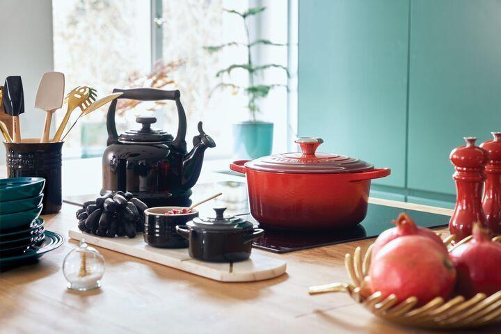Mini Cocotte Redonda 10cm Negro Brillante-3
