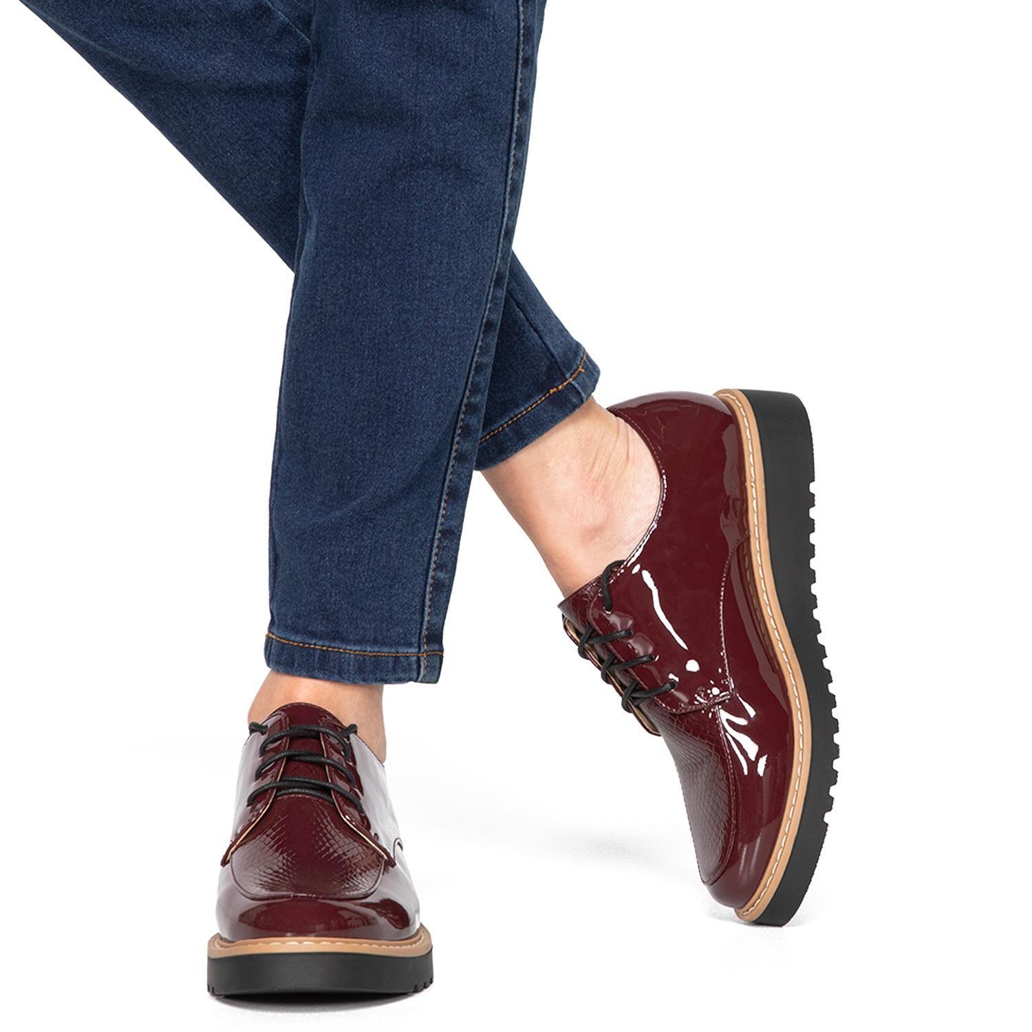 Zapato de cuero mujer Gacel burdeo Eras-1