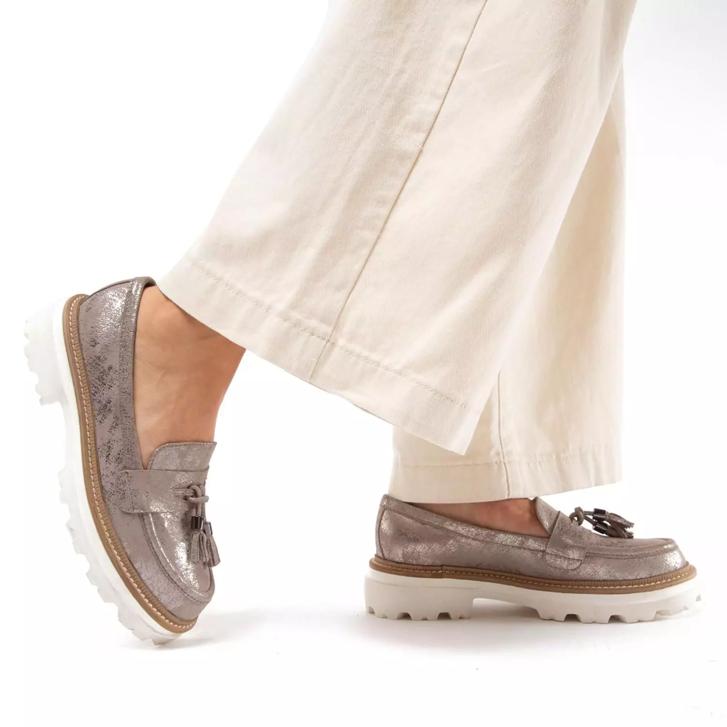 Mocasin de cuero mujer Gacel Plateado Eve-1
