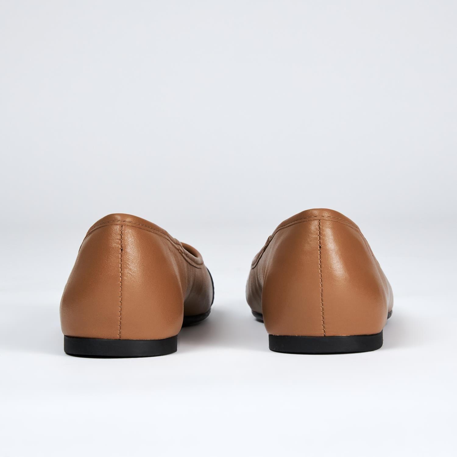 Ballerina de cuero mujer Gacel Camel Ikia 0659152-4