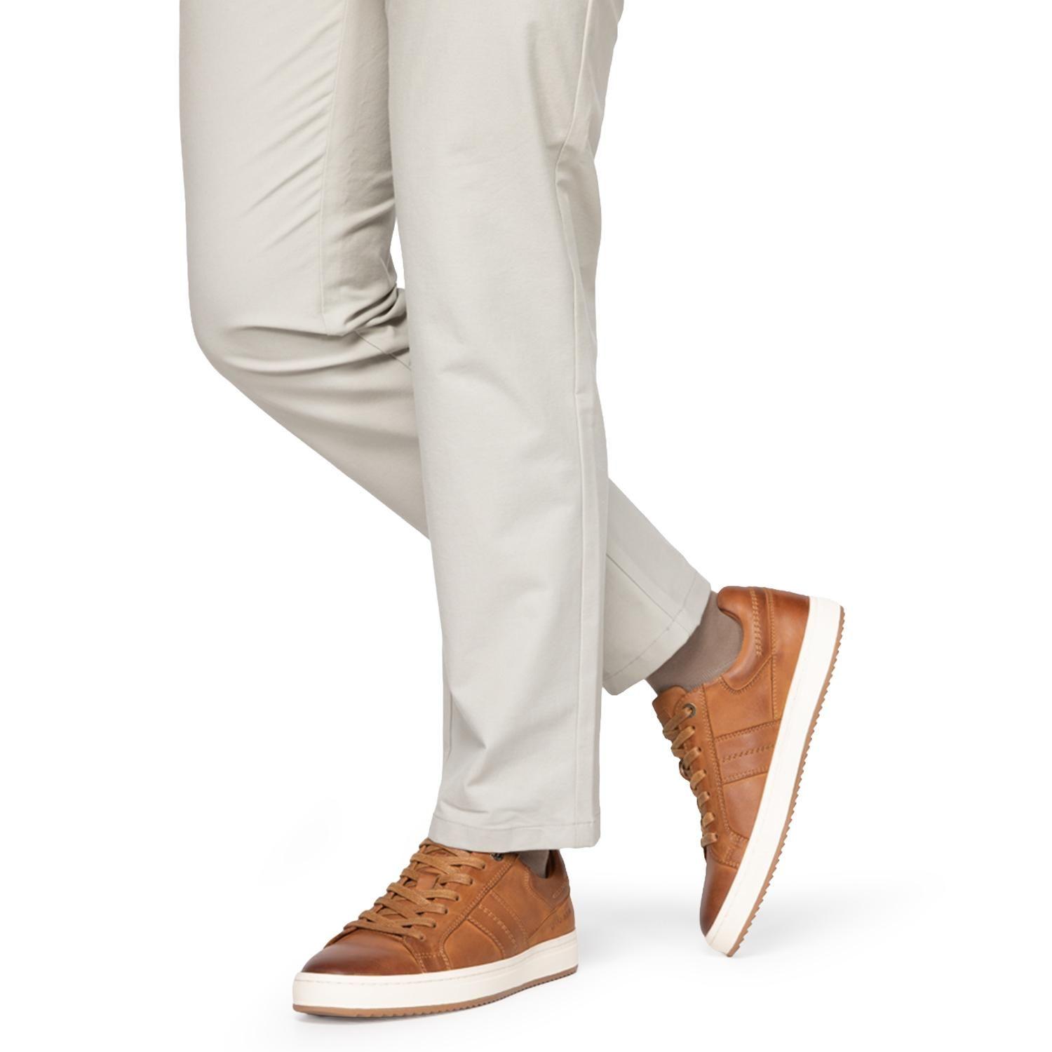 Zapatilla de cuero hombre Guante cafe Kiama-1