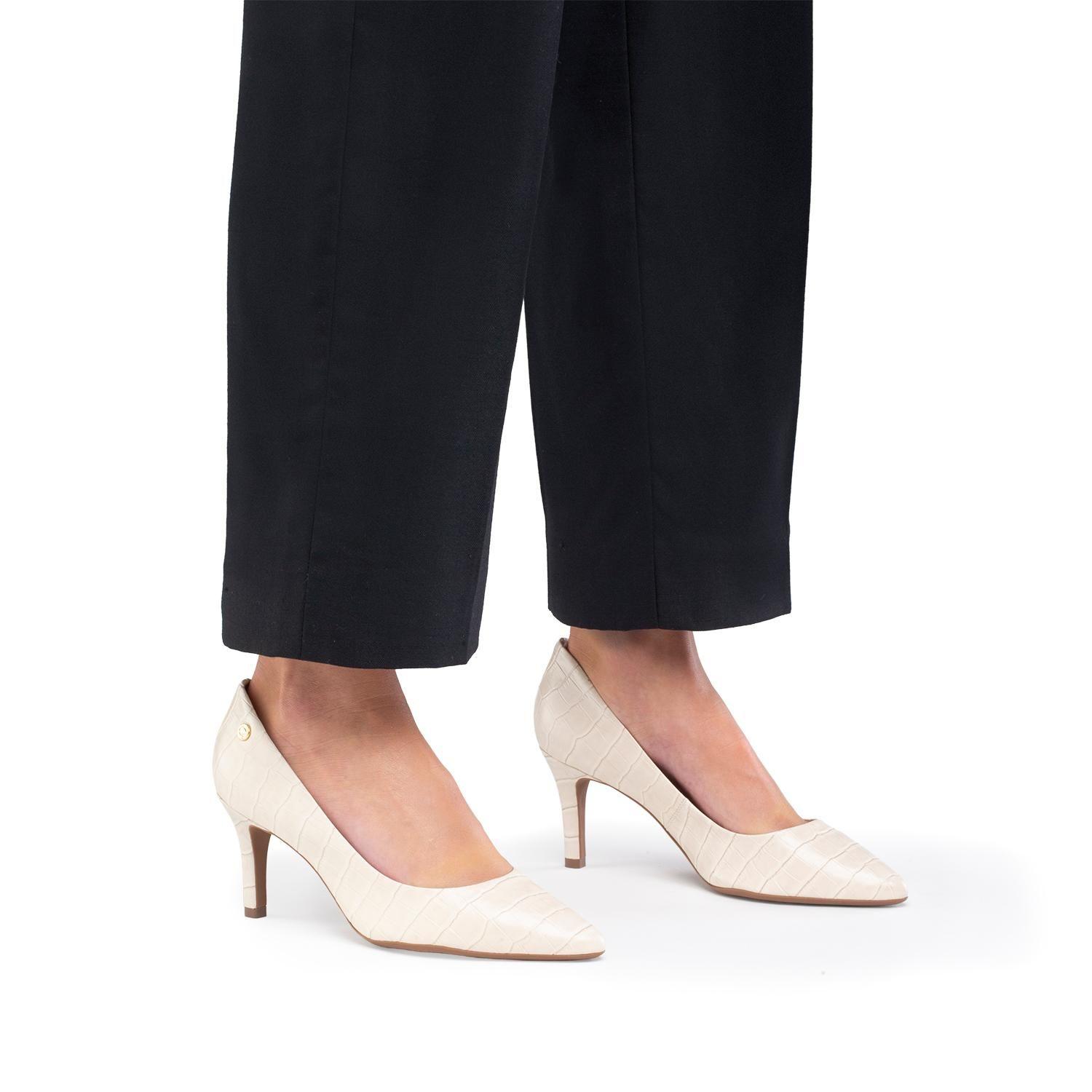 Zapato de cuero mujer Gacel crema Estelle 0660385-1