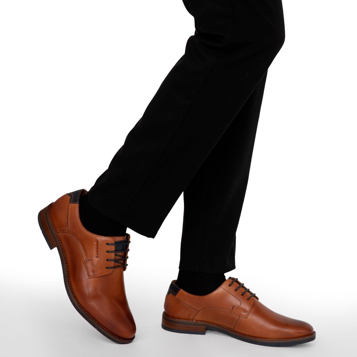 Zapato de cuero hombre Guante camel Task-1