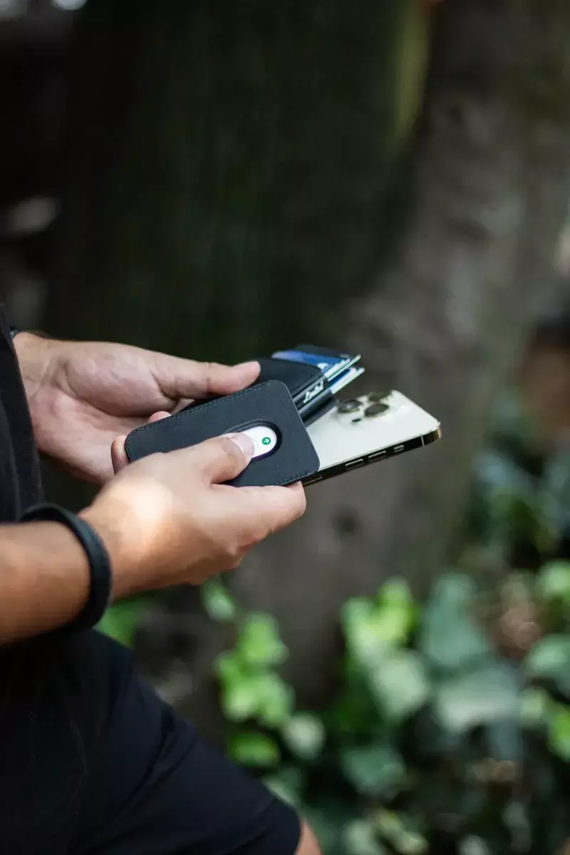 Phone Wallet Cuero Limited-4