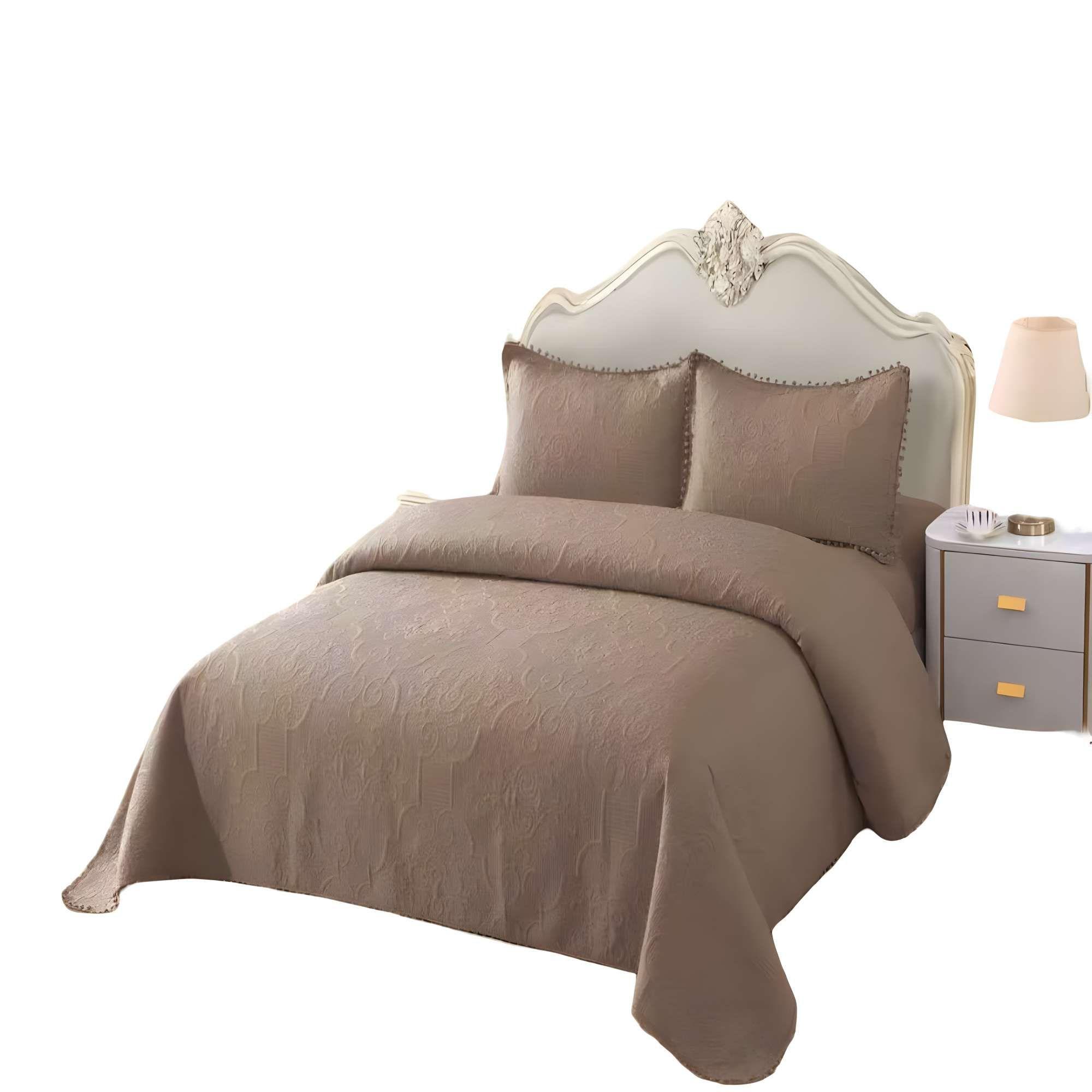 CUBRECAMA VERSATIL CON POMPONES KING COLOR MARRON-3