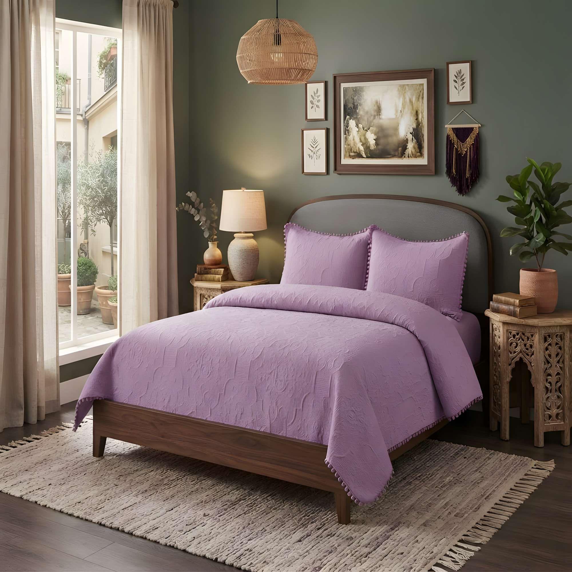 CUBRECAMA VERSATIL CON POMPONES 1,5P COLOR MORADO-0