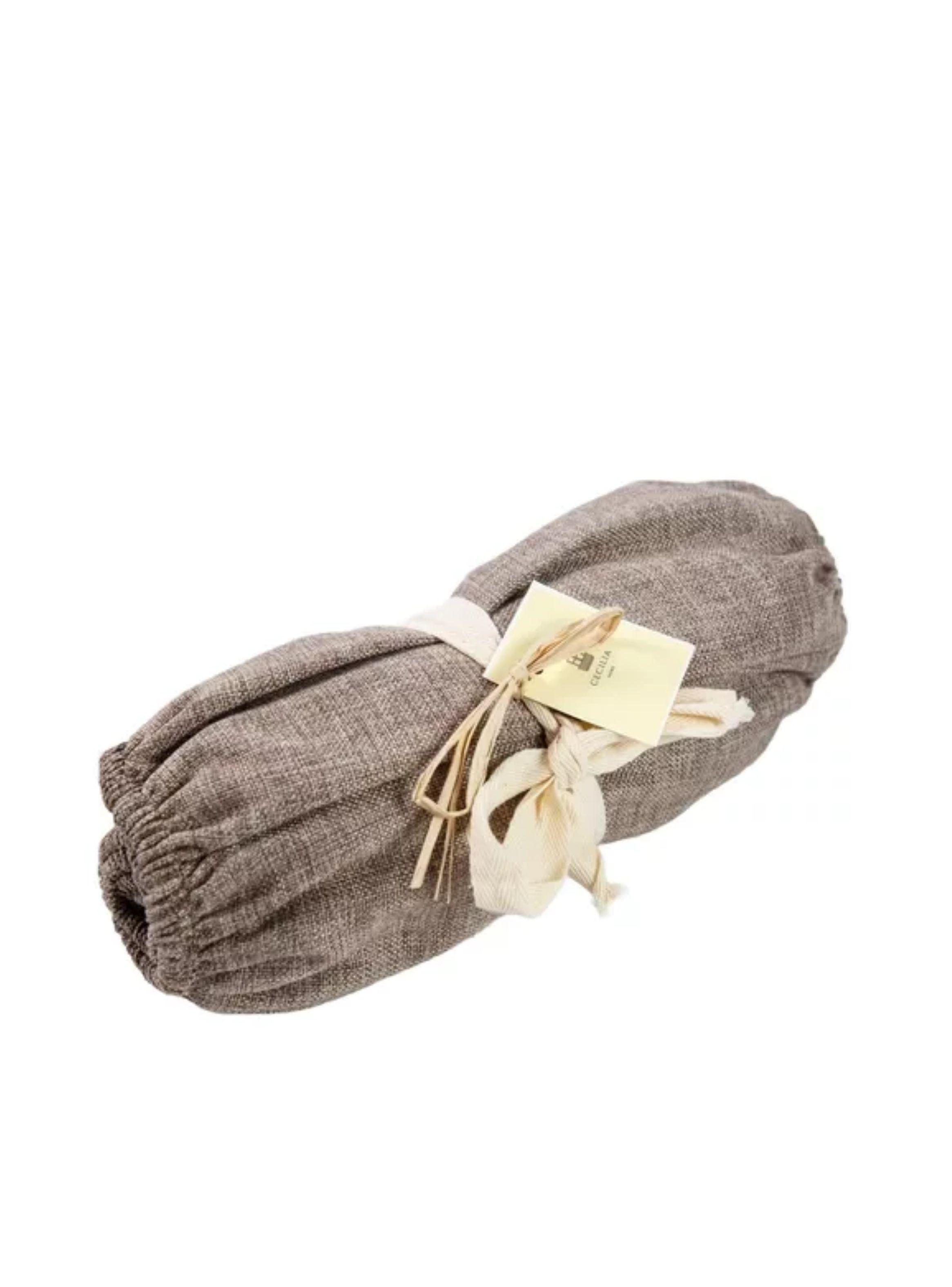 Faldón Elasticado King Casa Cecilia color tostado oscuro-0