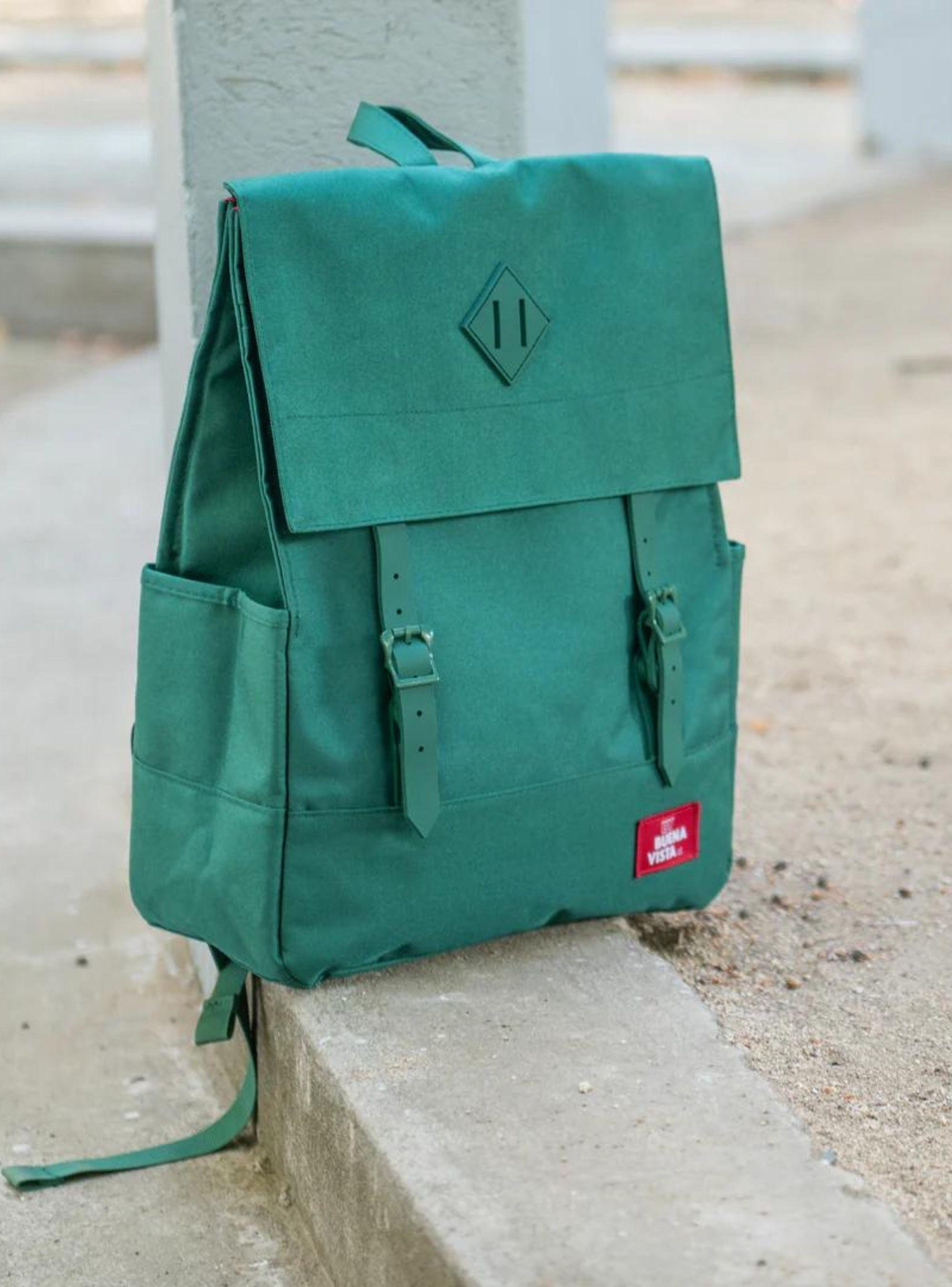Mochila Impermeable para Notebook Square L Verde Ingles-1