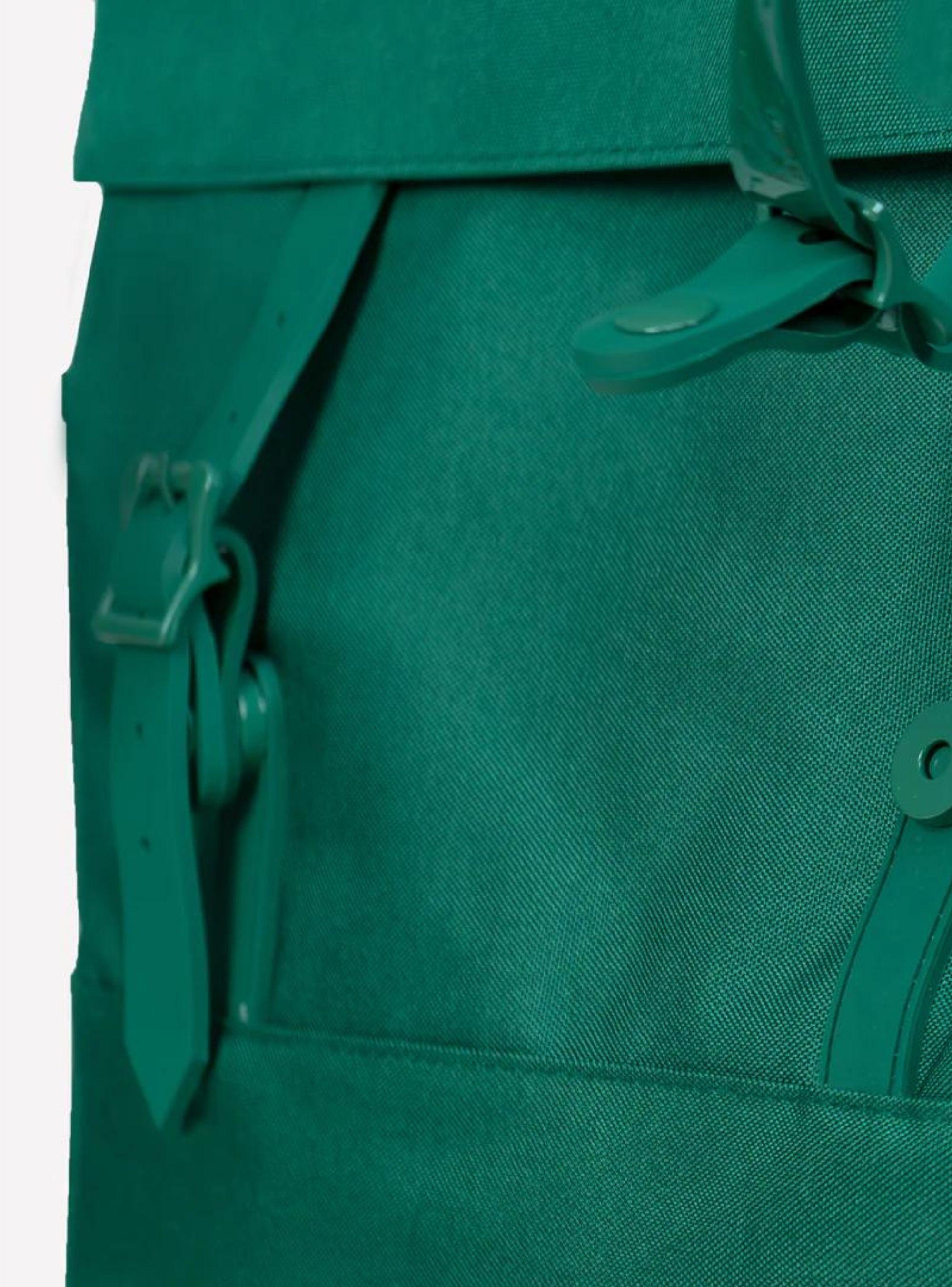 Mochila Impermeable para Notebook Square L Verde Ingles-3