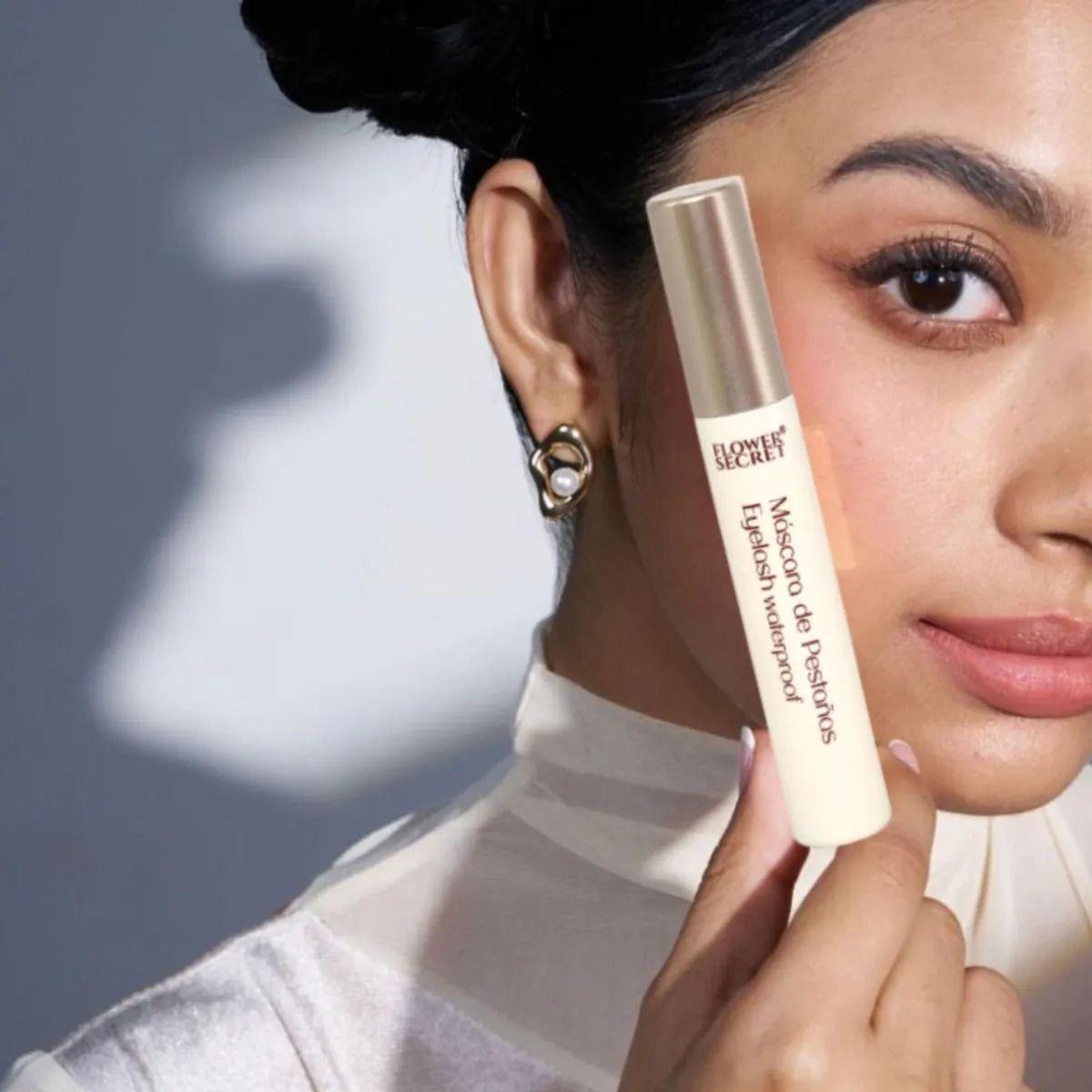 Paq 24 Rimmel Efecto Pestañas Postizas Premium Volumen ALJ-2