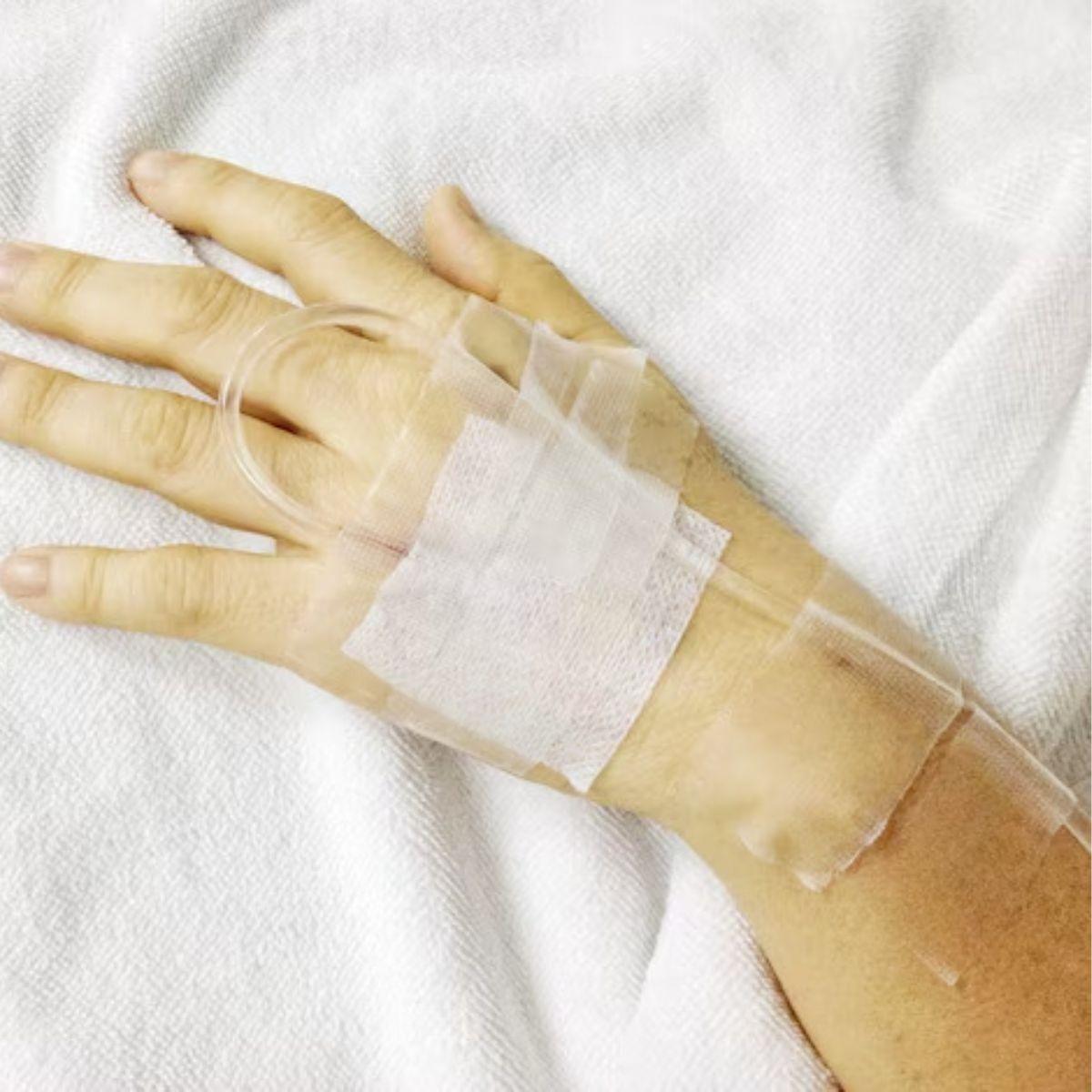 PACK DE 6 VENDAS TELA ADHESIVA 5CMX5M USO MEDICO LAU-6