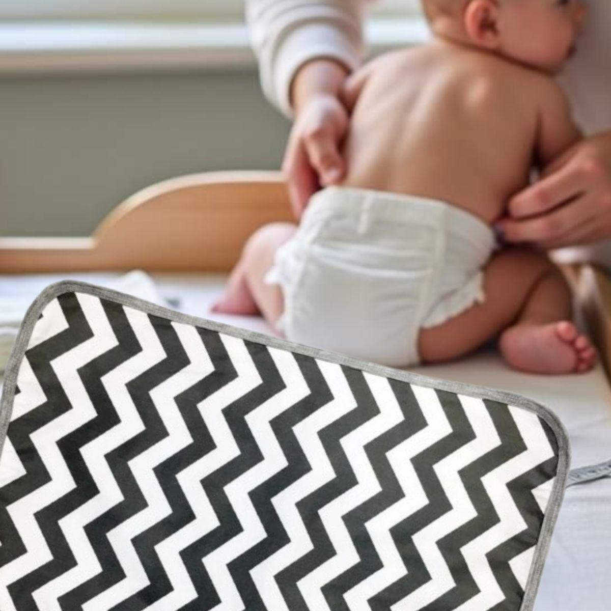 SET 2 CAMBIADORES DE PAÑAL PORTATIL IMPERMEABLE BEBE LAU-2