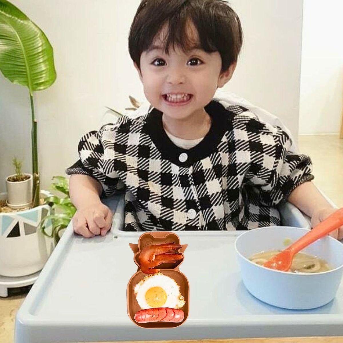 Set 2 Platos Diseño Superhombre Silicona Antideslizante Lau-2